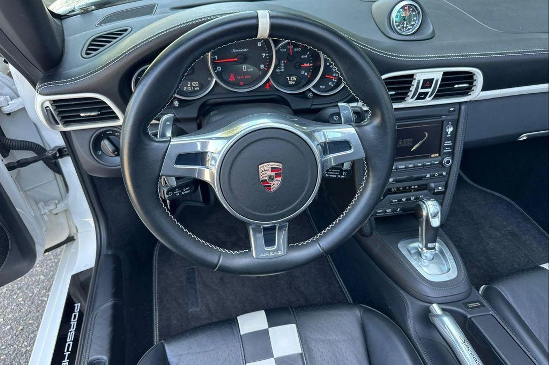 mph015_3067830421_TC_Xrq5_Qm3q_P_Vct_WD_Flvlw_Bc_F_Apg_9f1ac0e912