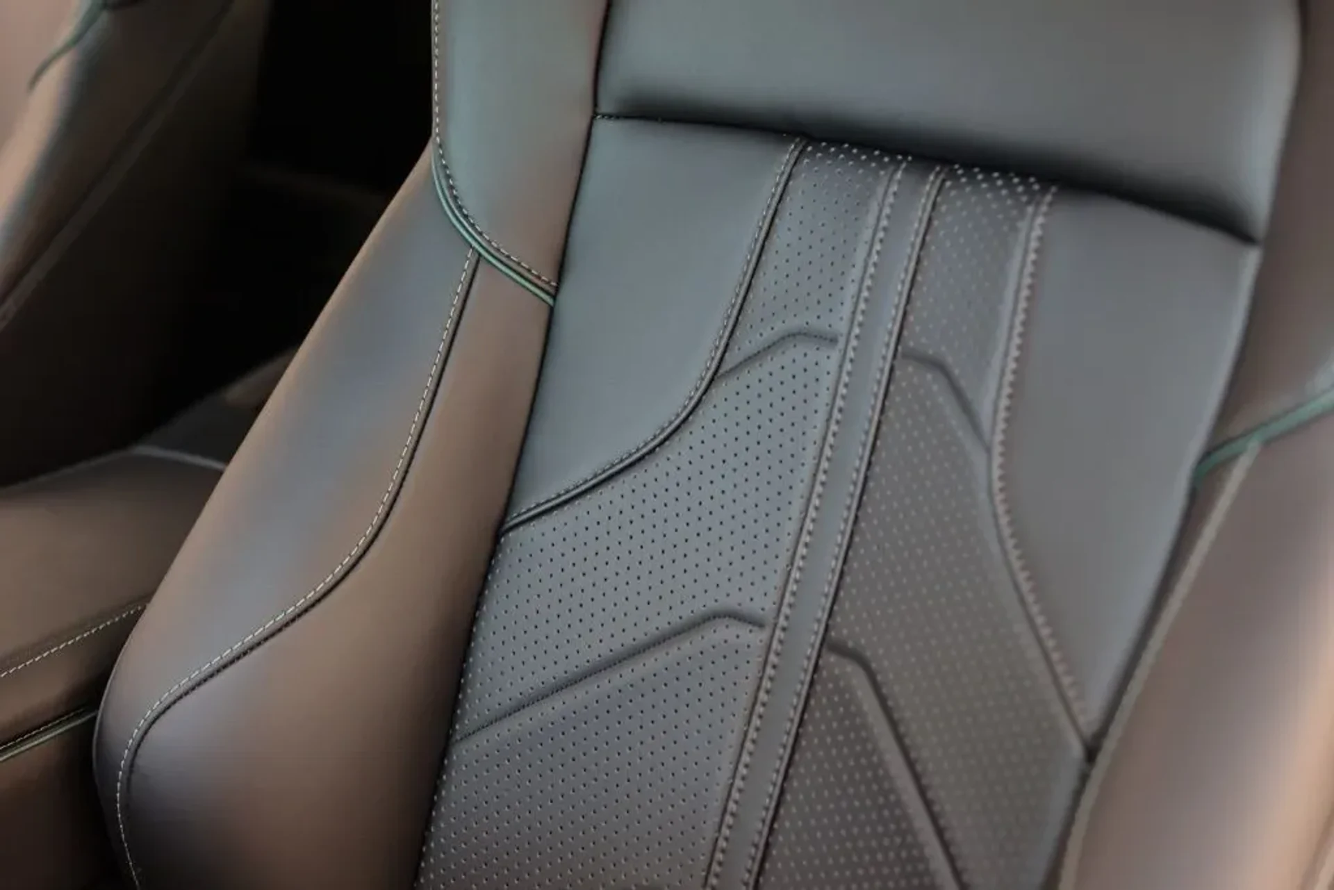 mph015_3075150968_3k08nghifqb79p59aq4awv25o06k_3366595100