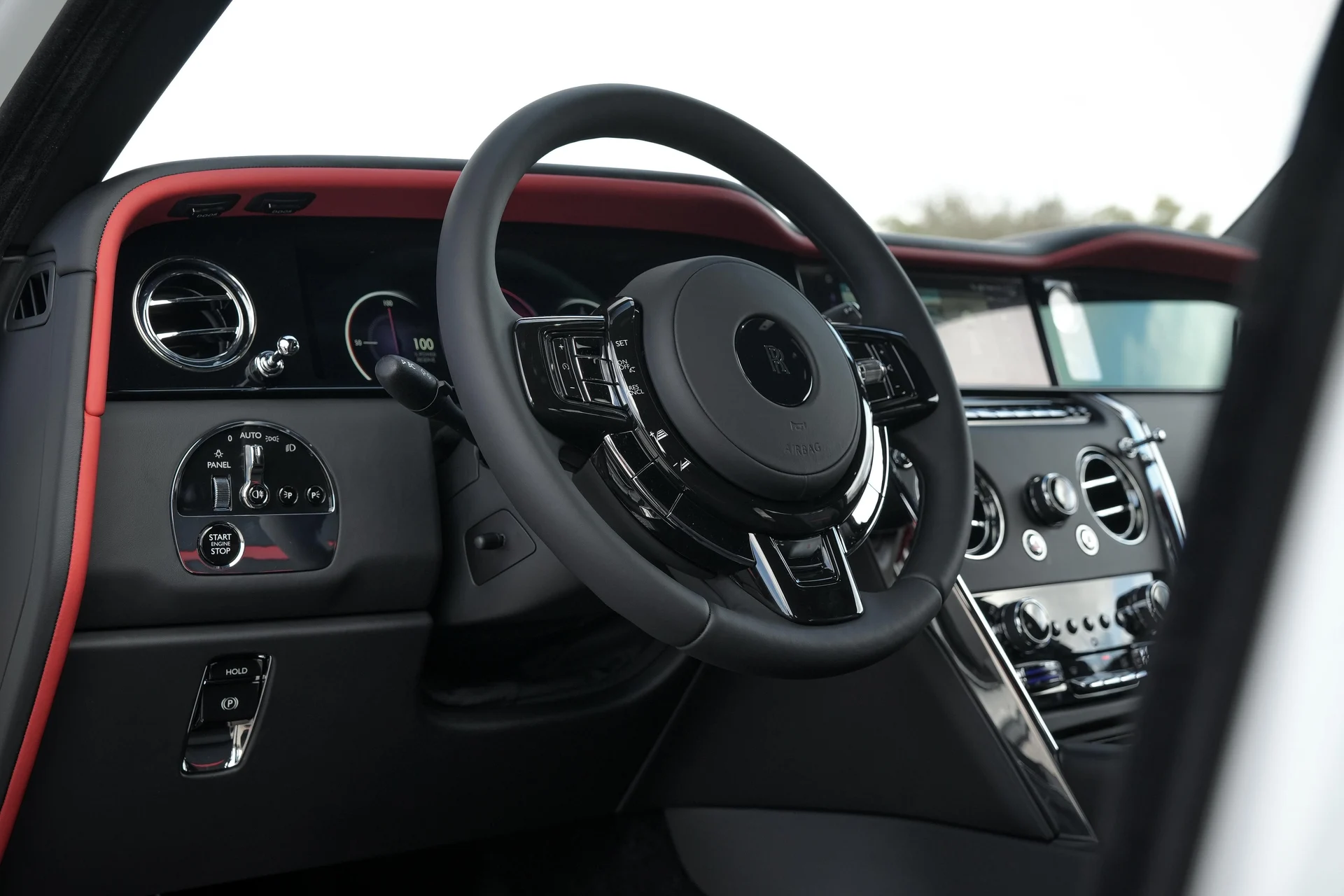 mph015_3076550804_Hi_Tech_Luxury_Imports_LLC_SLA_13_HA_05_TU_234101_image_15_436373f942