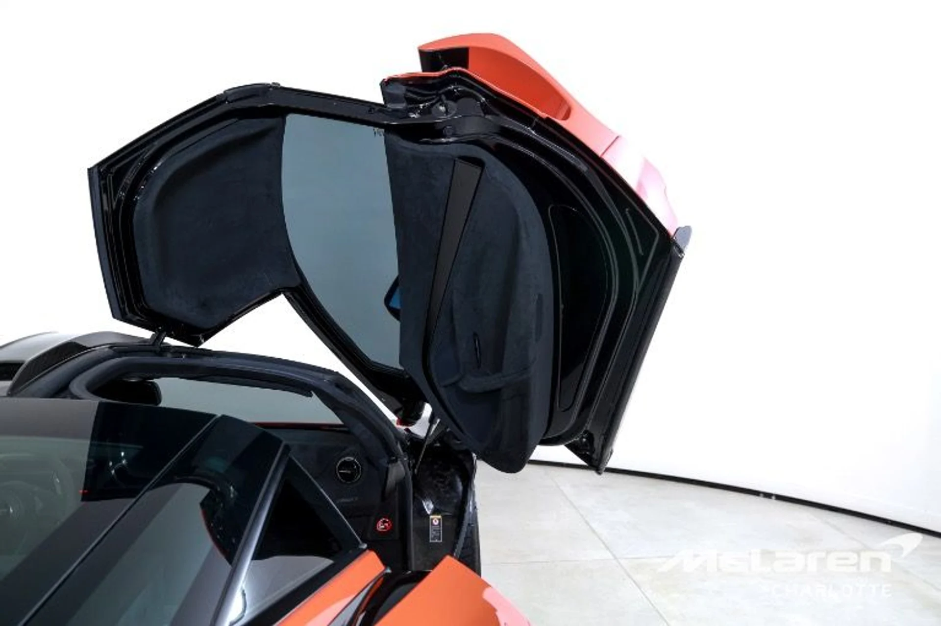 mph015_3077068430_Used_2021_Mc_Laren_765_LT_81893a06ab