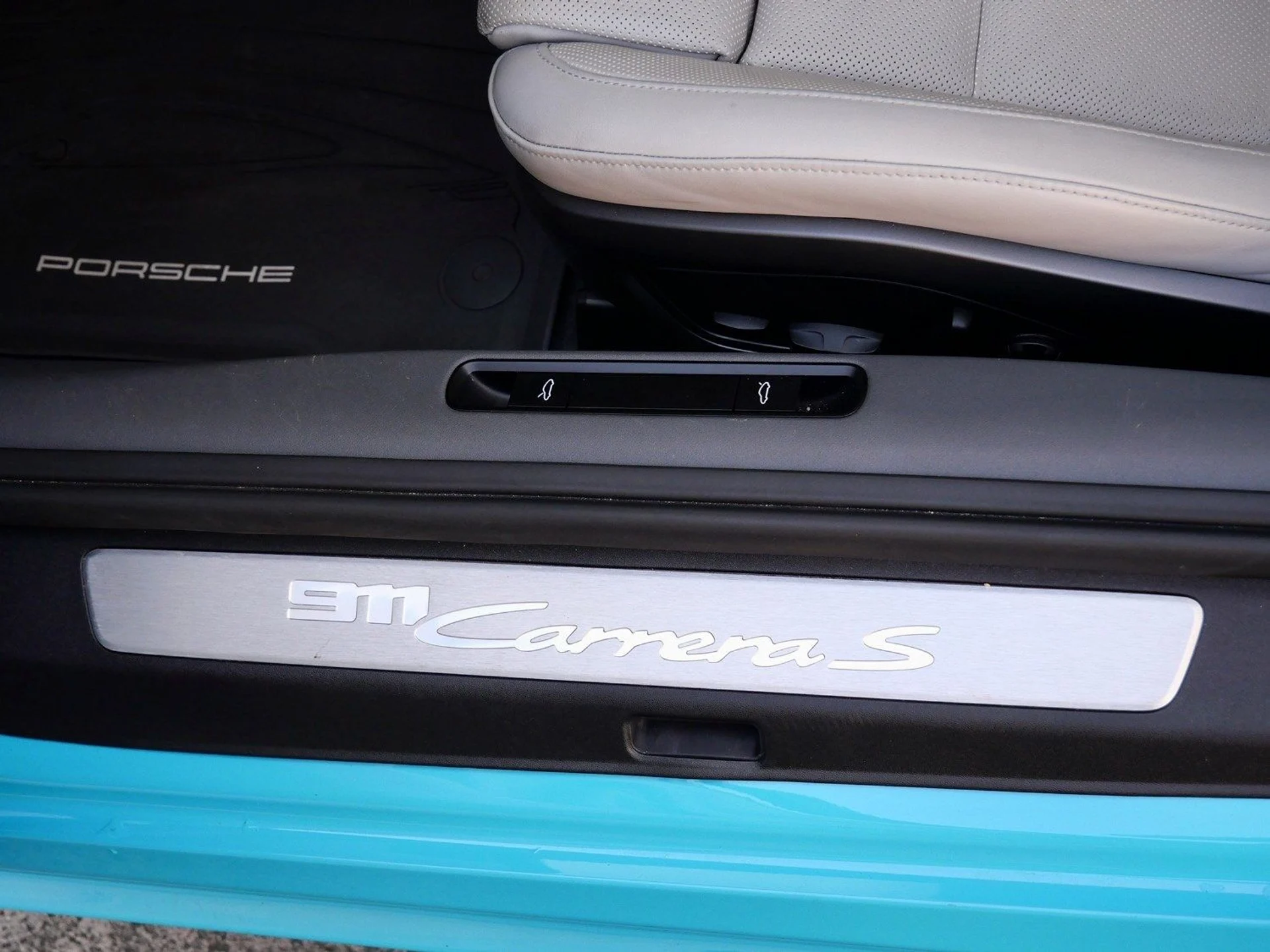 mph015_3079831972_97c1fe5a93405bfe7cce5ecbf7745b1ex_af3fc4349a