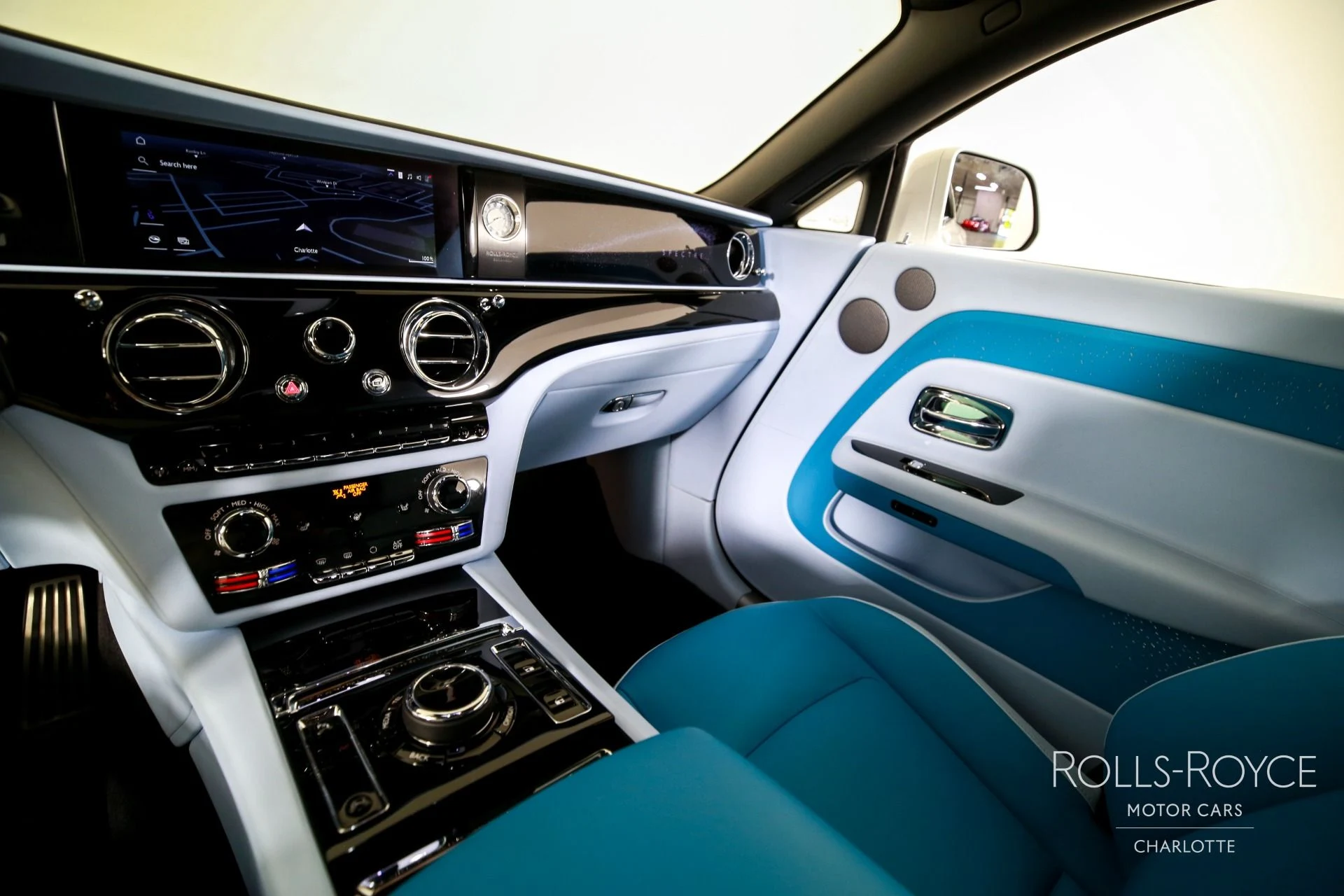 mph015_3091597400_Used_2024_Rolls_Royce_Spectre_1776091344_0f5afb4982