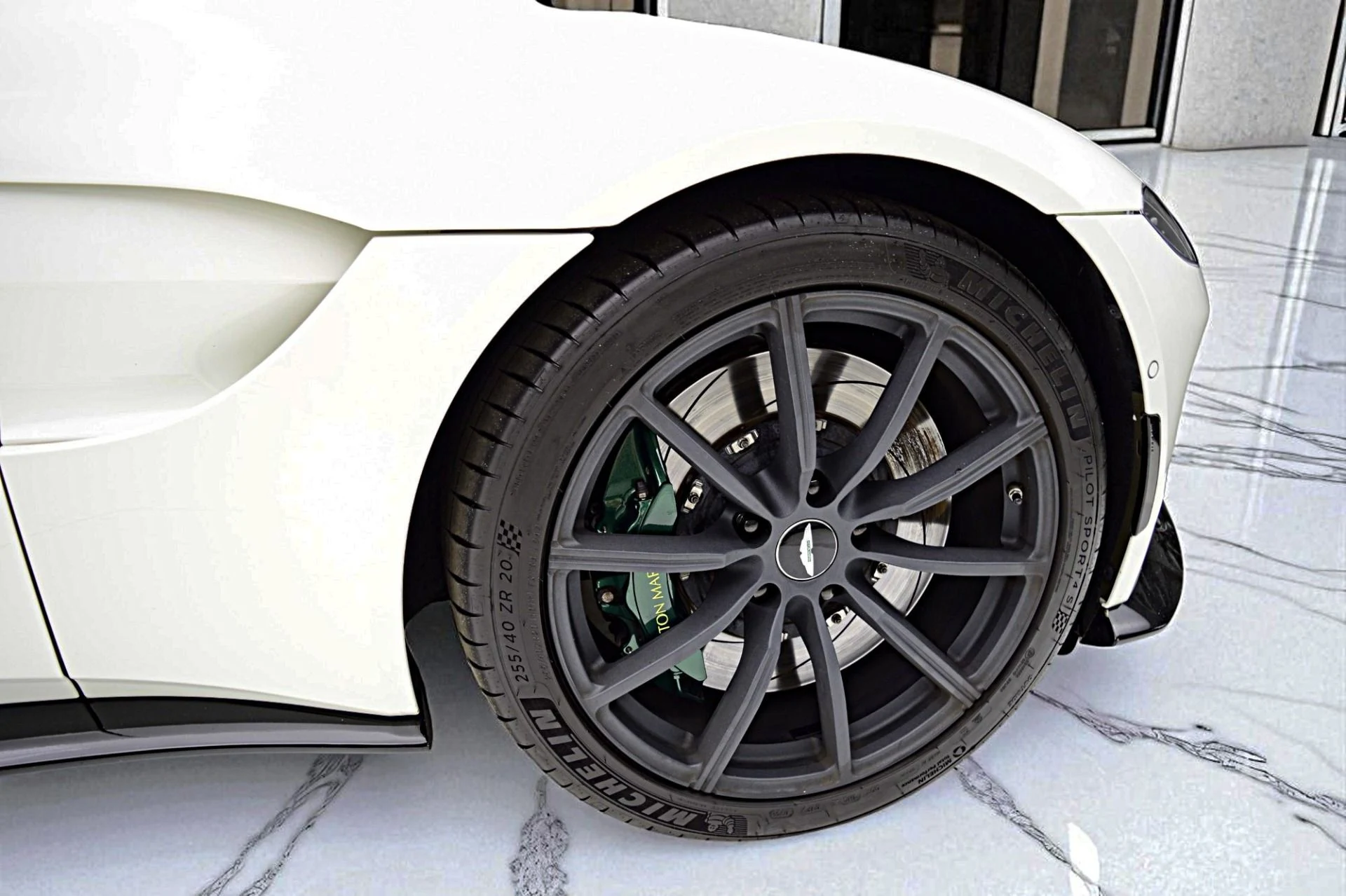 mph015_3093761518_Used_2019_Aston_Martin_Vantage_Coupe_7fb3b1cad6