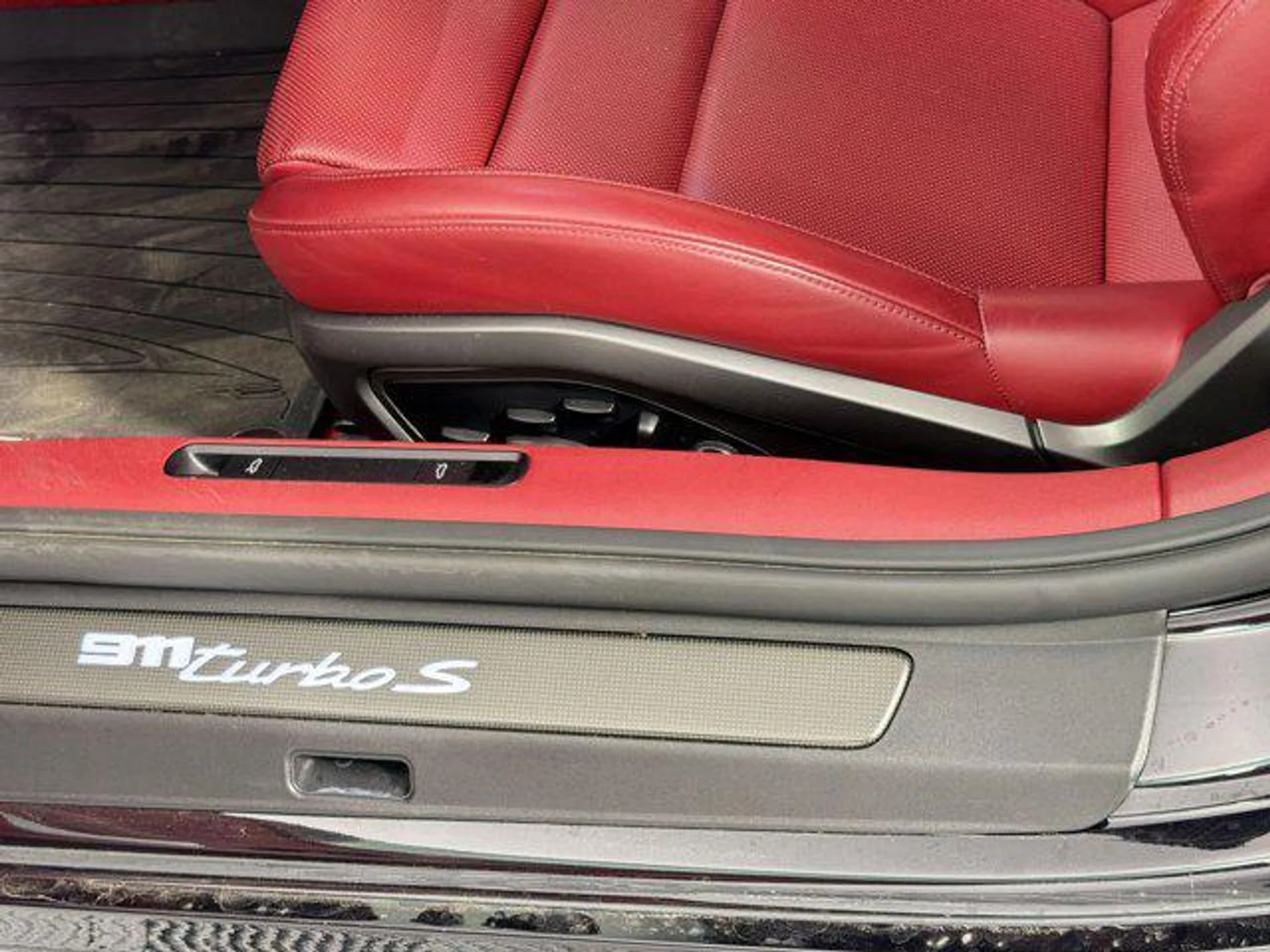 mph015_309495941_ZPH_3_Jm_S3w_Ycu_TU_Mt_Db_Th_EX_3_P_Sh_M_05847d860d