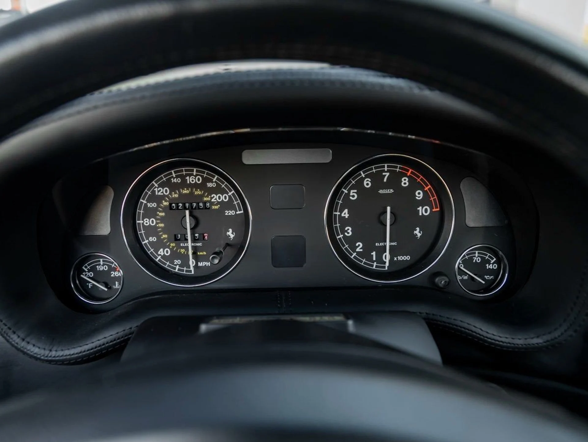 mph015_3095788018_16_52bfdde7ae