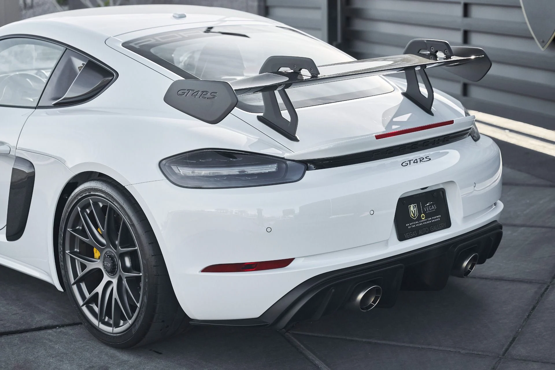 mph015_3096854048_Used_2024_Porsche_718_Cayman_GT_4_RS_1766514147_88b571cd7d