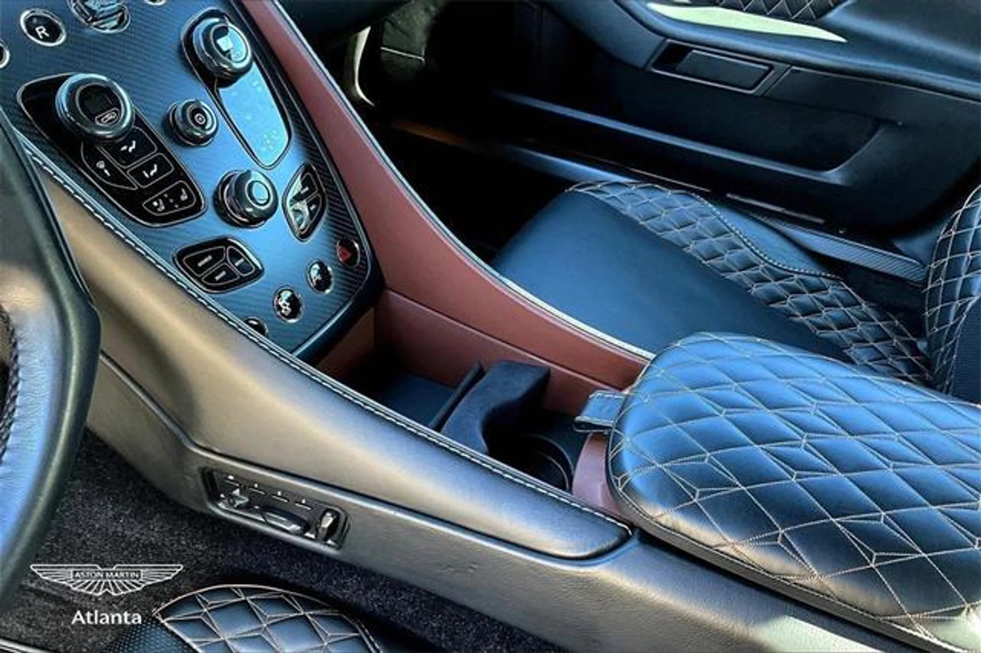 mph015_3106966973_OD_Kd_FNCT_5_M_Acht_Kg_Pi_Qj95i53y_M_b630903ab1