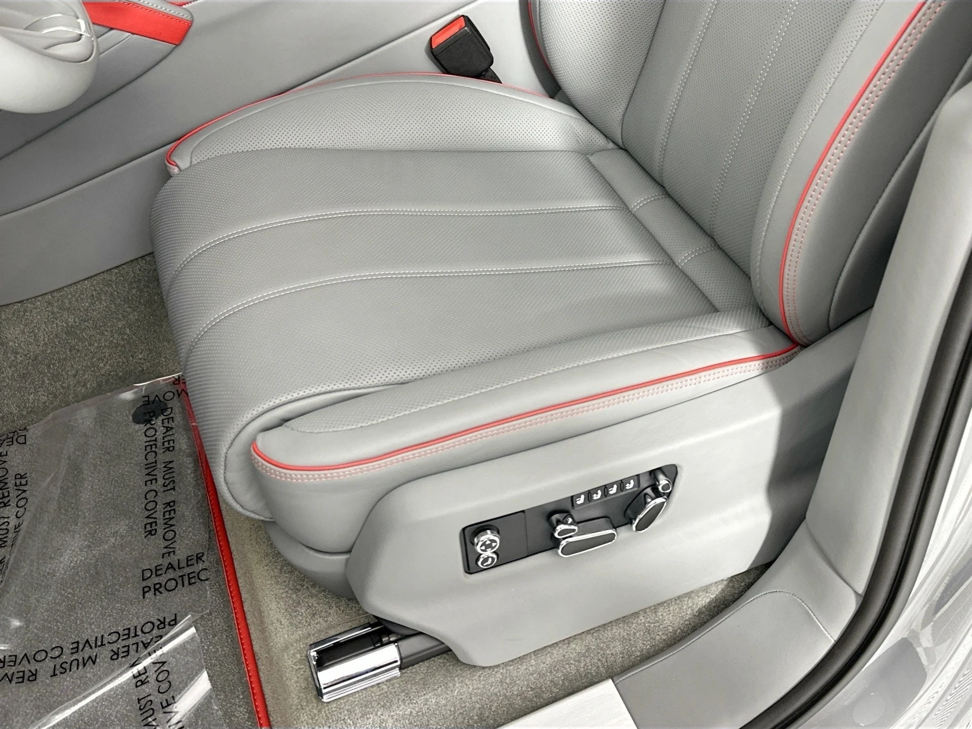 mph015_3111569124_16_012f8eb81f