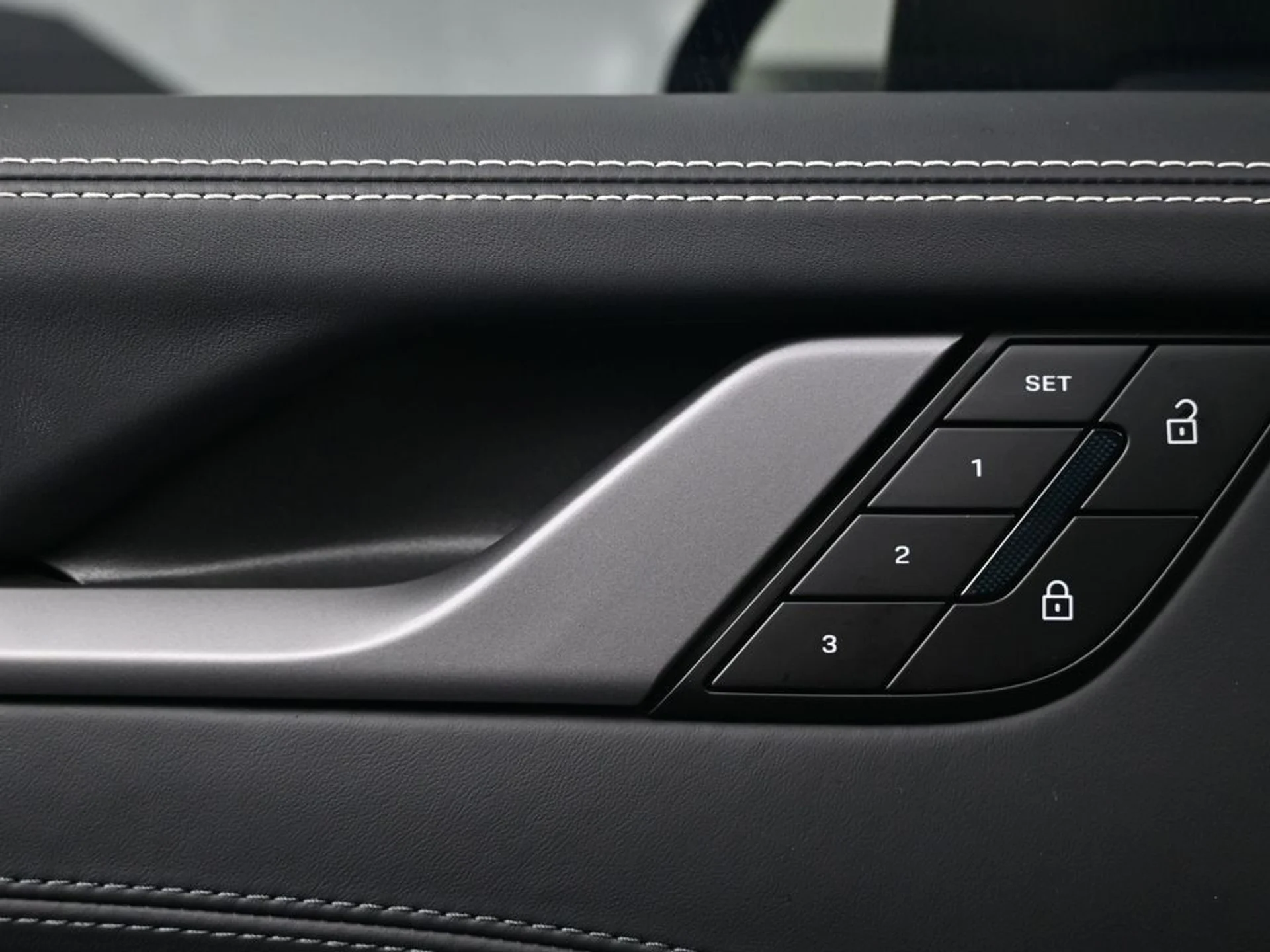 mph015_3113317845_bb26d41b9003106a4da4f9aefde40083x_6fc44c3686