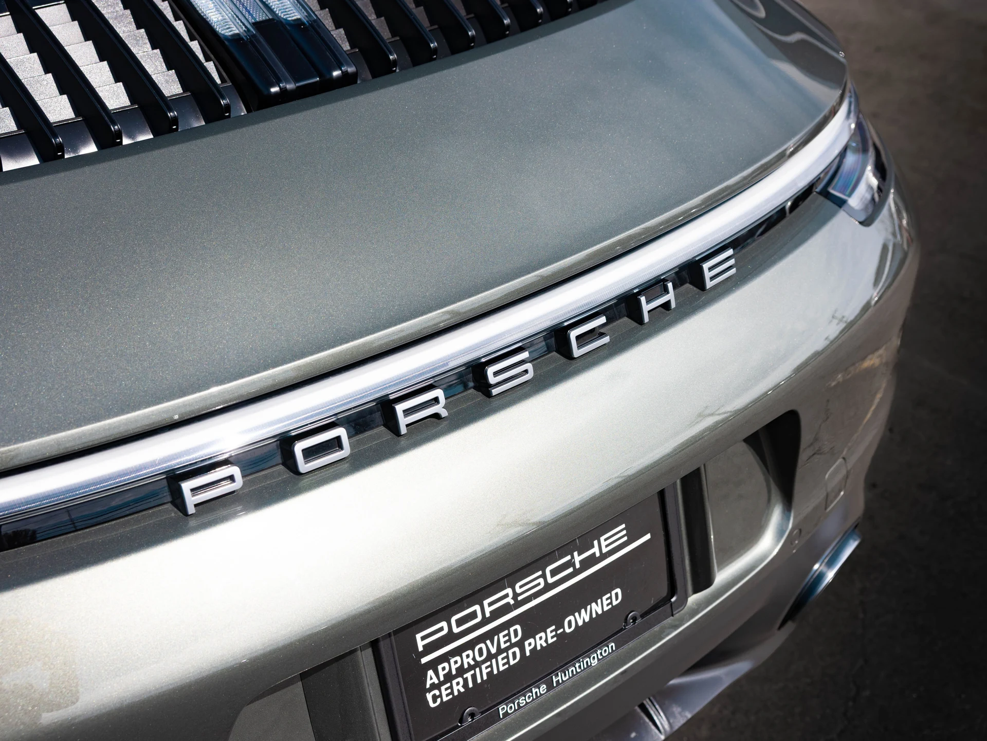 mph015_3113593275_5c02151f3653094b3fb4a43f7c93c3d6_53602a3cca