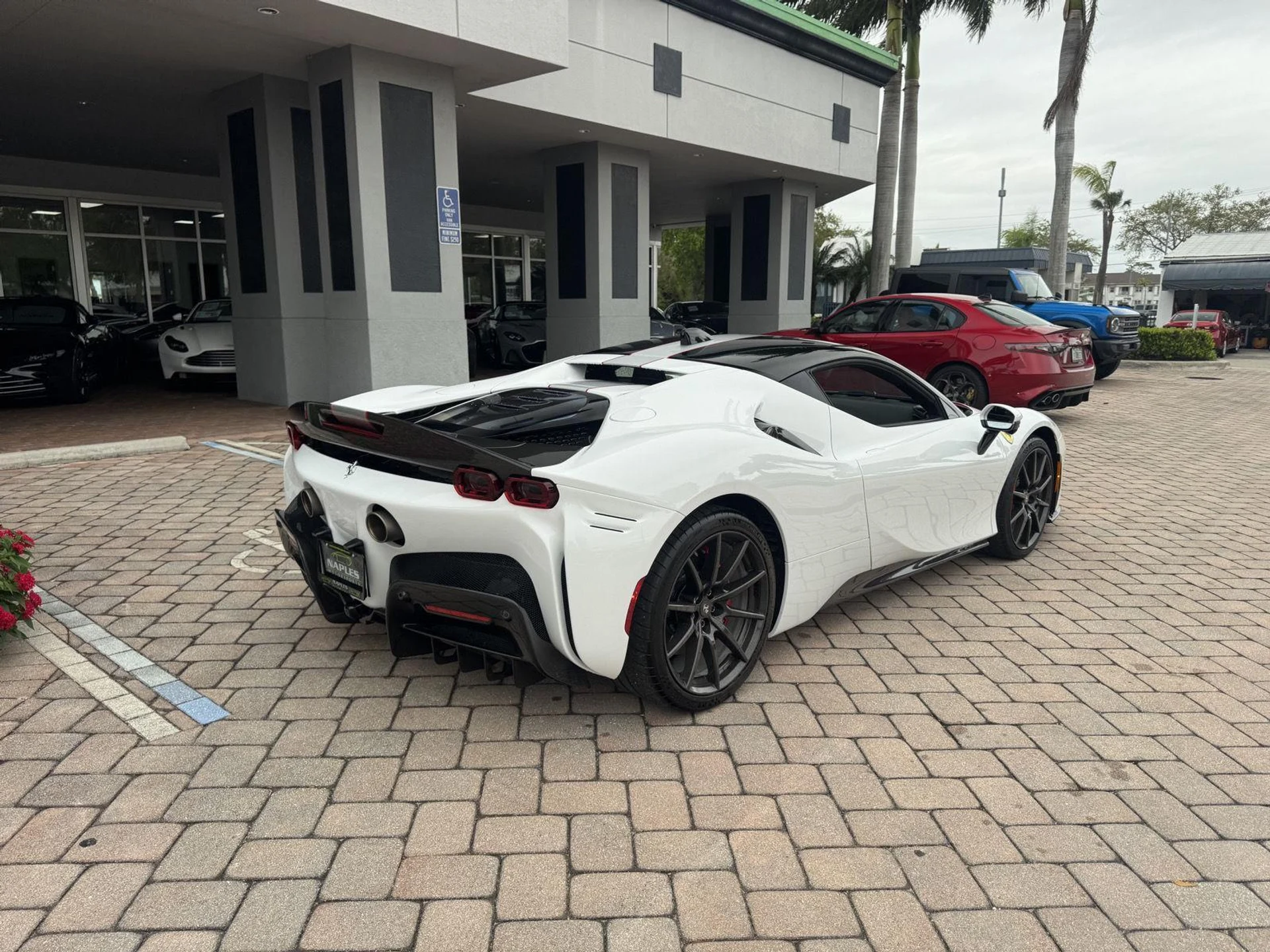 mph015_3114471787_Used_2022_Ferrari_SF_90_Stradale_Coupe_1773865367_e93892bb4b