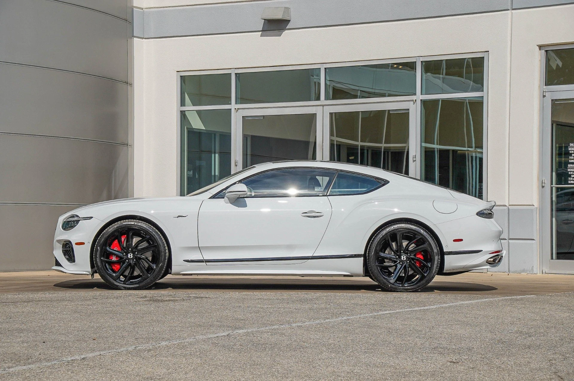 mph015_3116035337_Hi_Tech_Luxury_Imports_LLC_SCBCR_2_ZG_8_TC_024812_image_15_0c52c80681