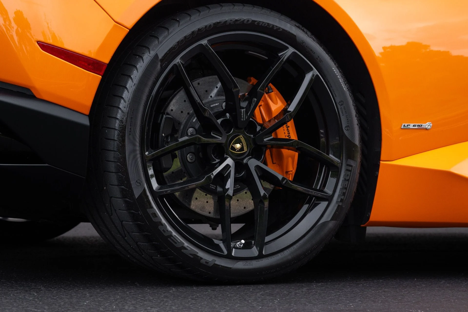 mph015_3117659427_Used_2016_Lamborghini_Huracan_LP_610_4_1780109643_0f954211ab