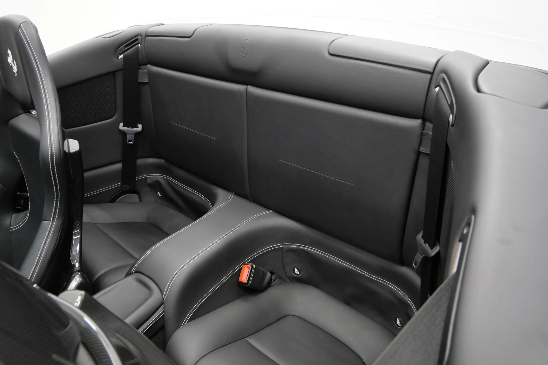 mph015_3123113693_Used_2011_Ferrari_California_Rare_Two_Tone_Paint_Rare_Carbon_Fiber_Bucket_Seats_Low_Miles_1788365594_1880727264
