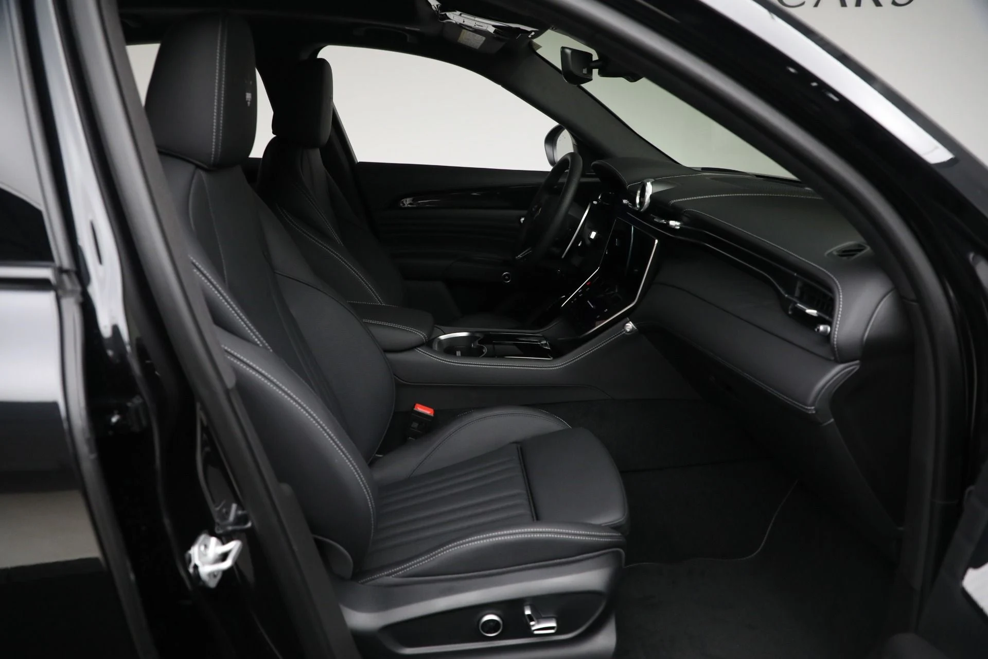 mph015_3132203738_New_2025_Maserati_Grecale_Modena_380bc84cf6