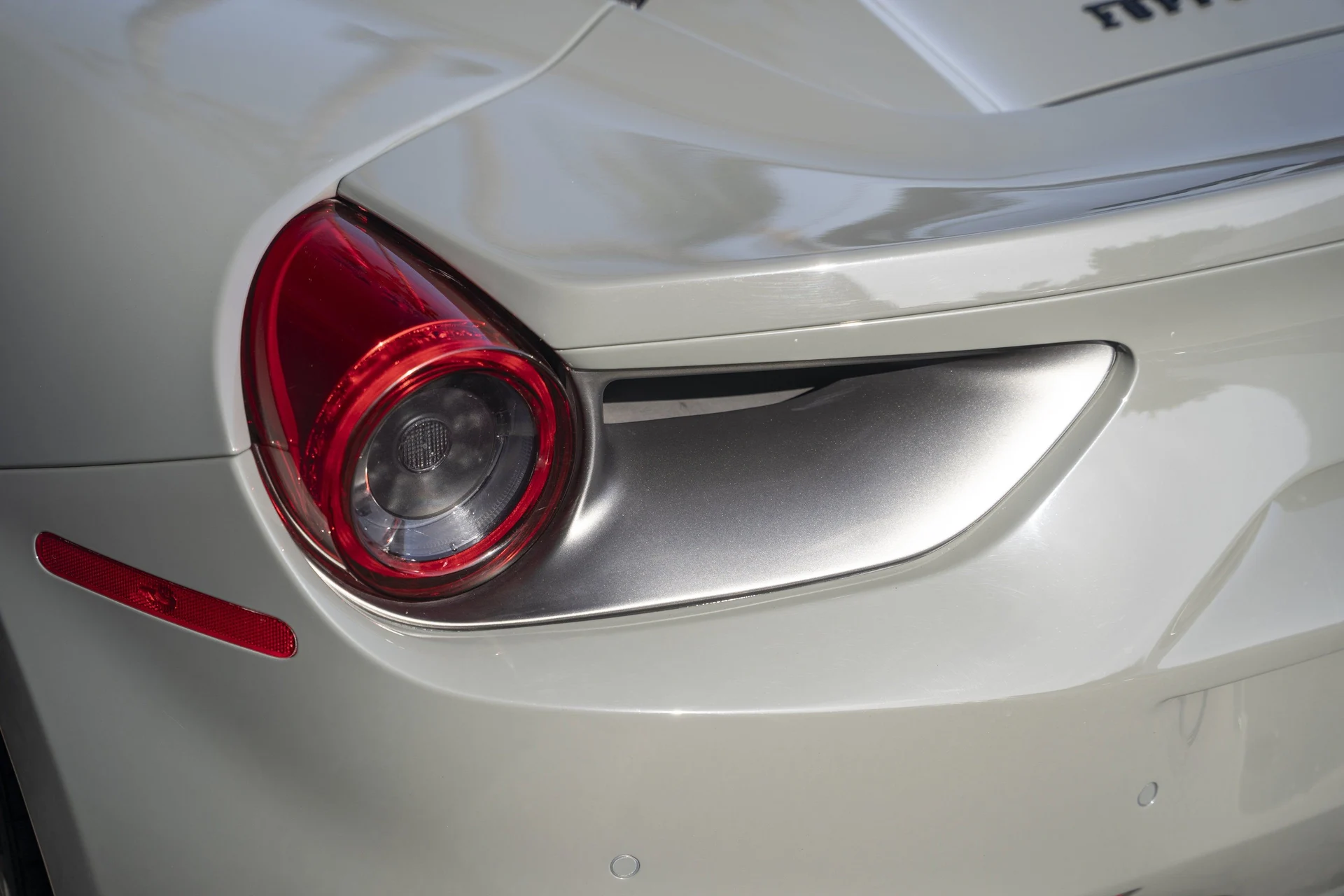 mph015_3135538495_b0438978a6744923858192adc1d6ae04_5c75b299cc