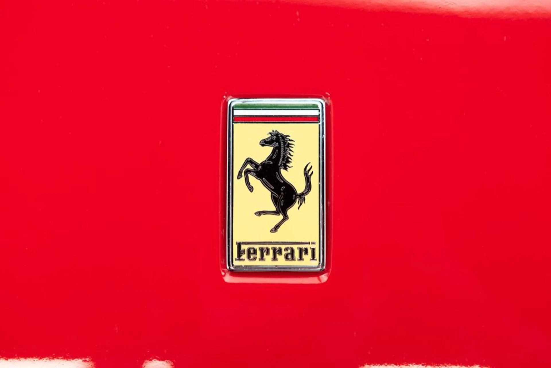 mph015_3138591907_Used_2020_Ferrari_488_Pista_c0ea6019a4