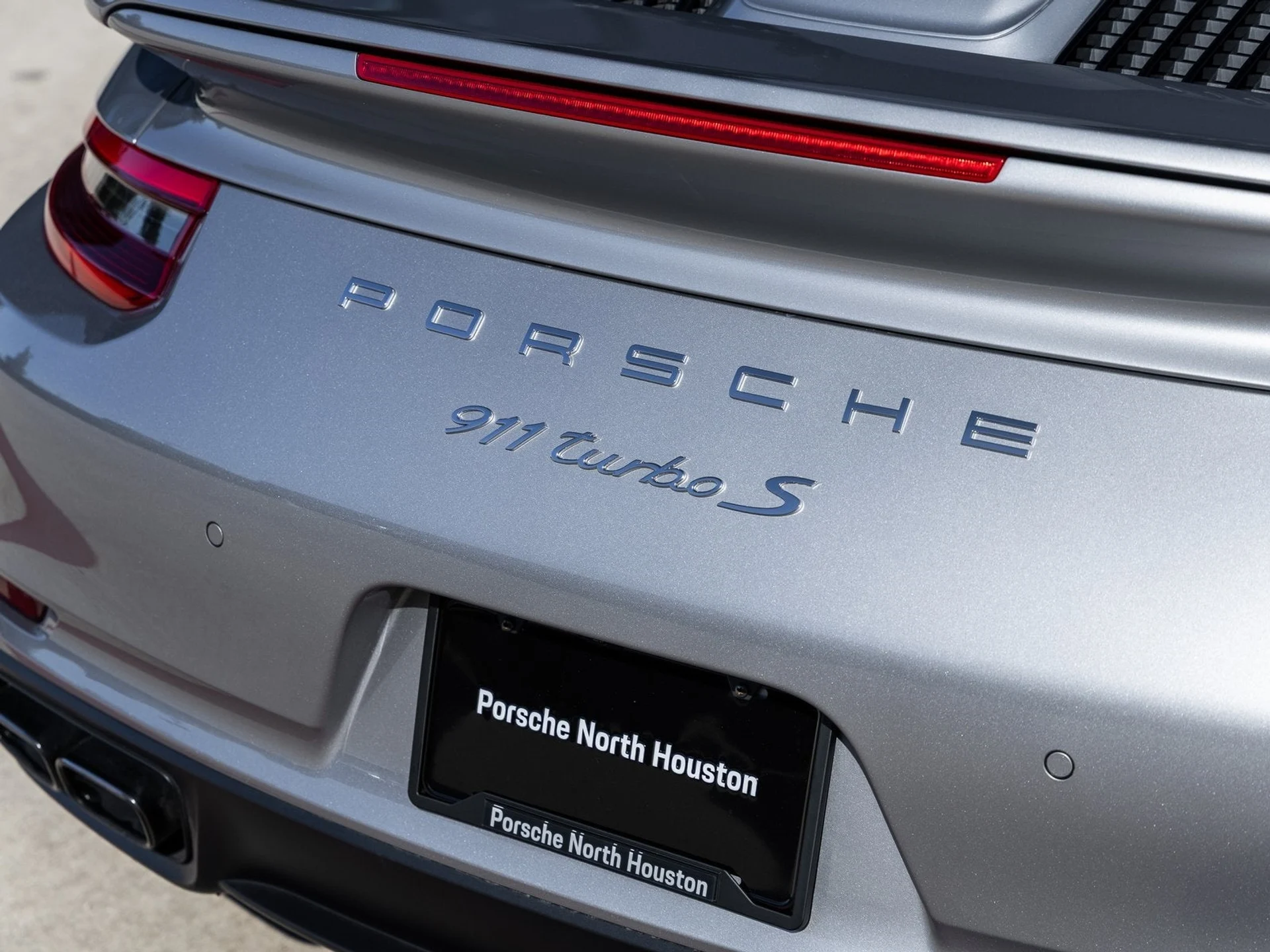 mph015_3140522870_16_066db87028