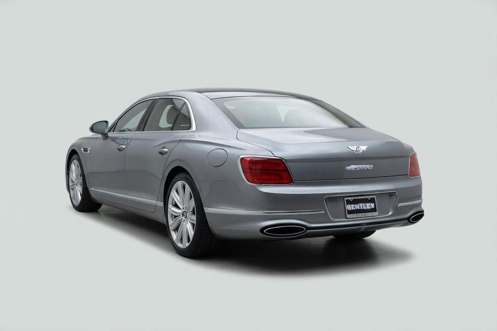 mph015_3144781673_503863235_69bac3c1001eac4802d43942_46ef3c861e