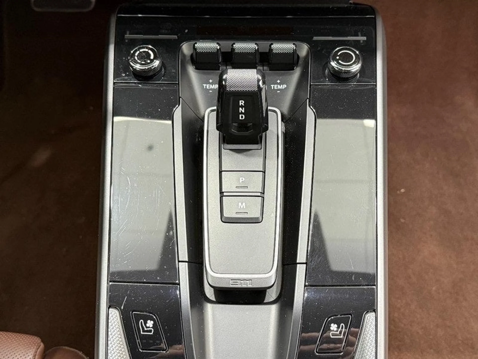 mph015_3146977371_16_606bfd5037