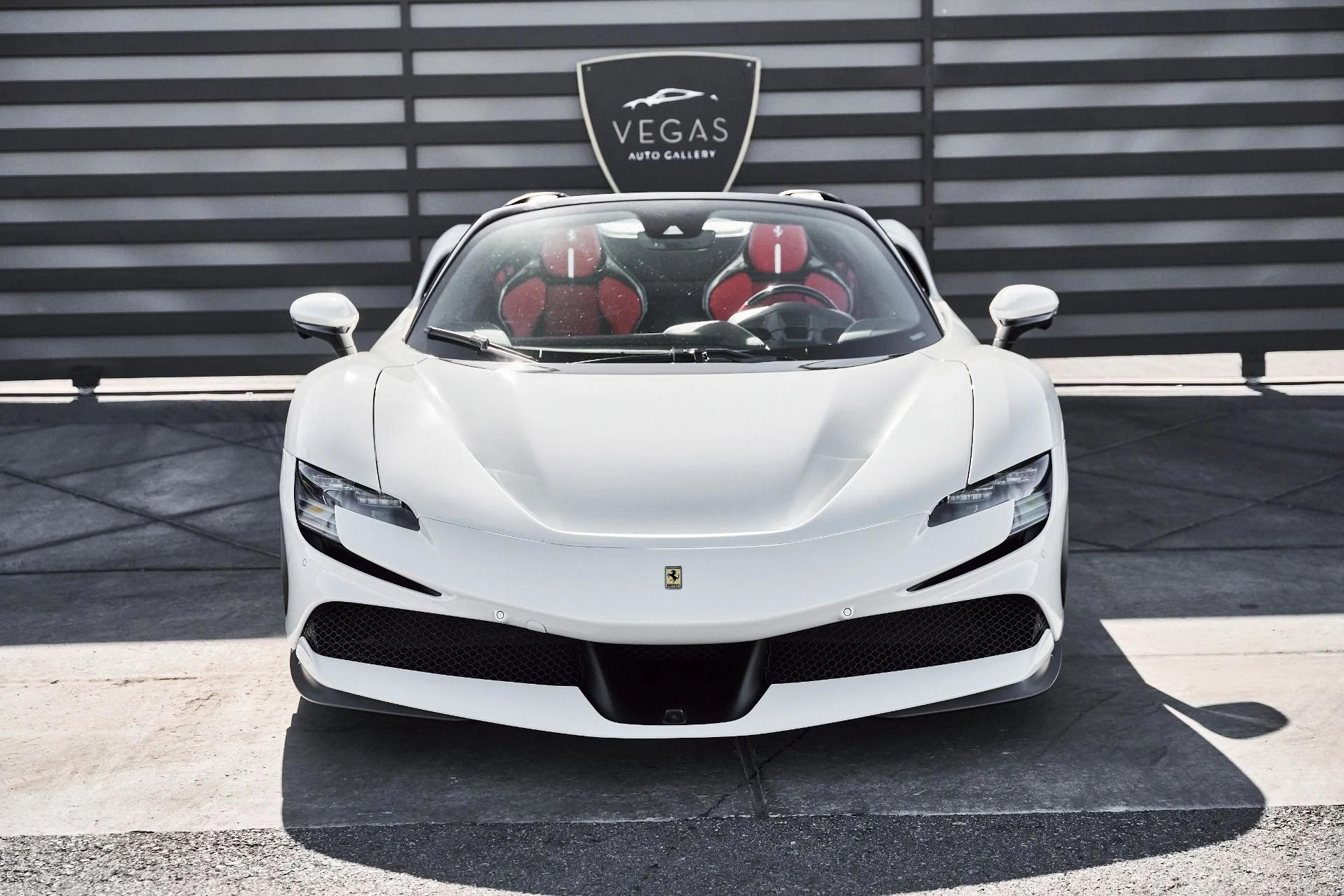 mph015_3147375216_Used_2025_Ferrari_SF_90_Spider_Base_1776876548_5e87c12606