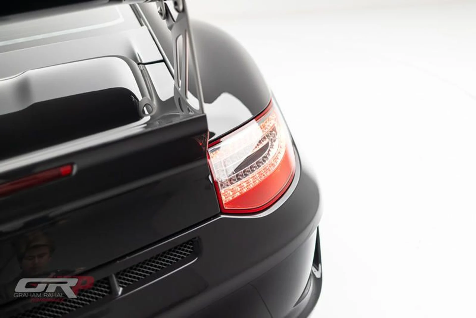 mph015_3156722435_93_C8_DB_47_7026_49_B9_9459_576452_F76529_96e5a3df6f