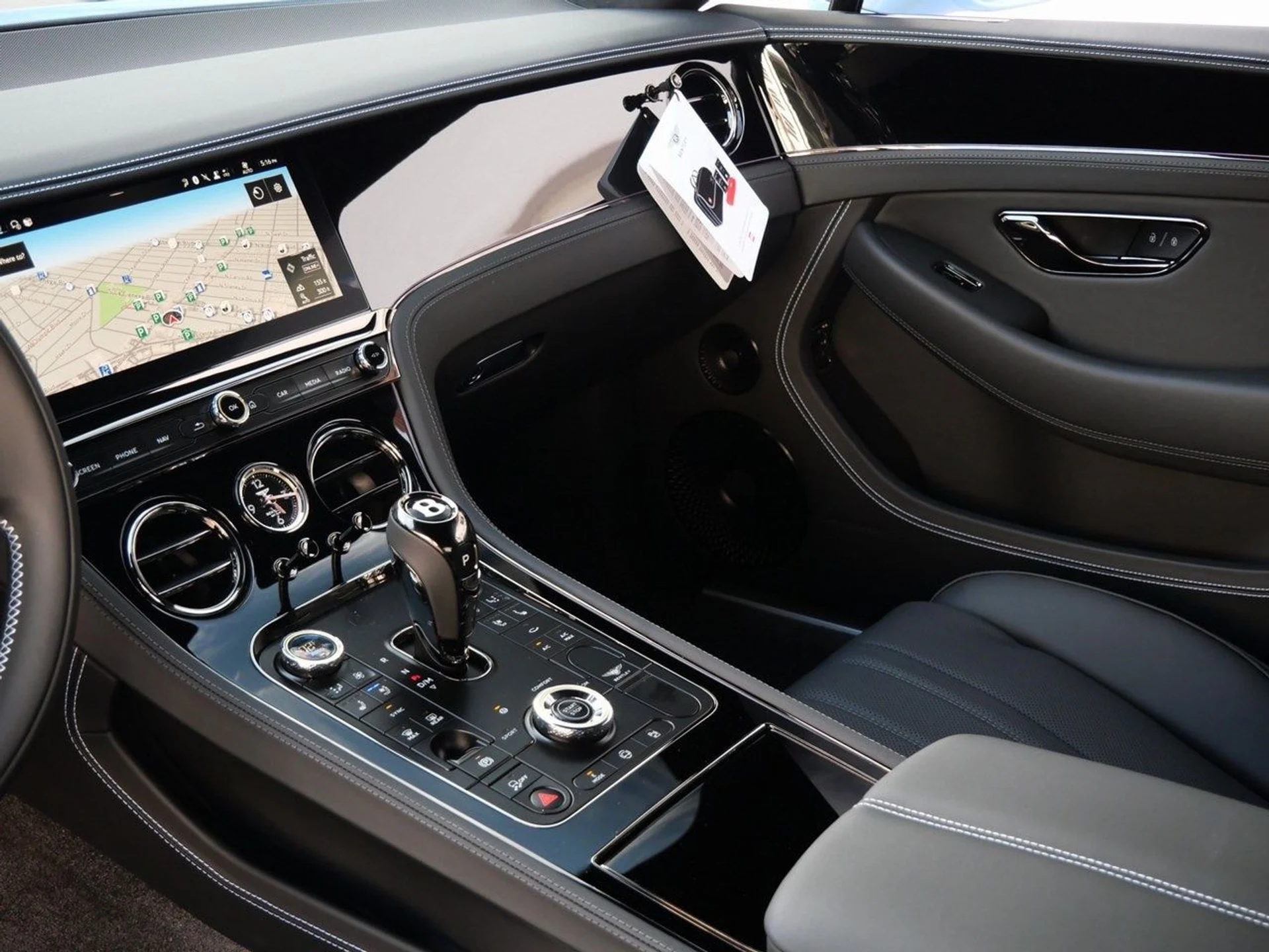 mph015_3158531454_416cbf48d3cda2d603f270699ac20805x_dbdb1028f2