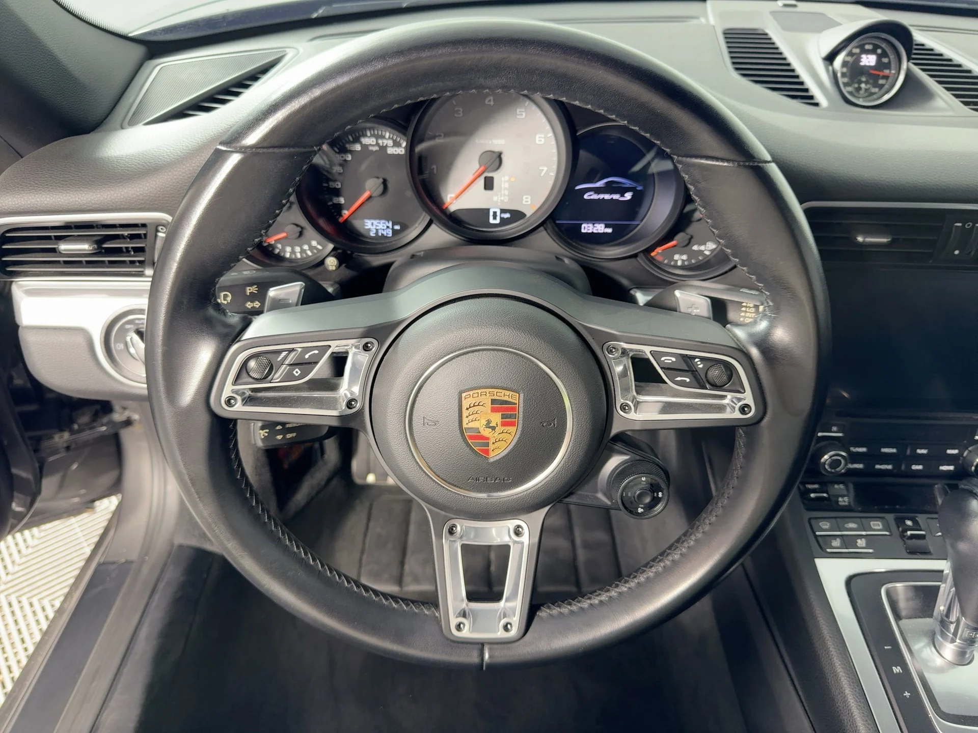 mph015_3178057815_27c5c10ddf5f98160171664eb161595ex_b70af824c1