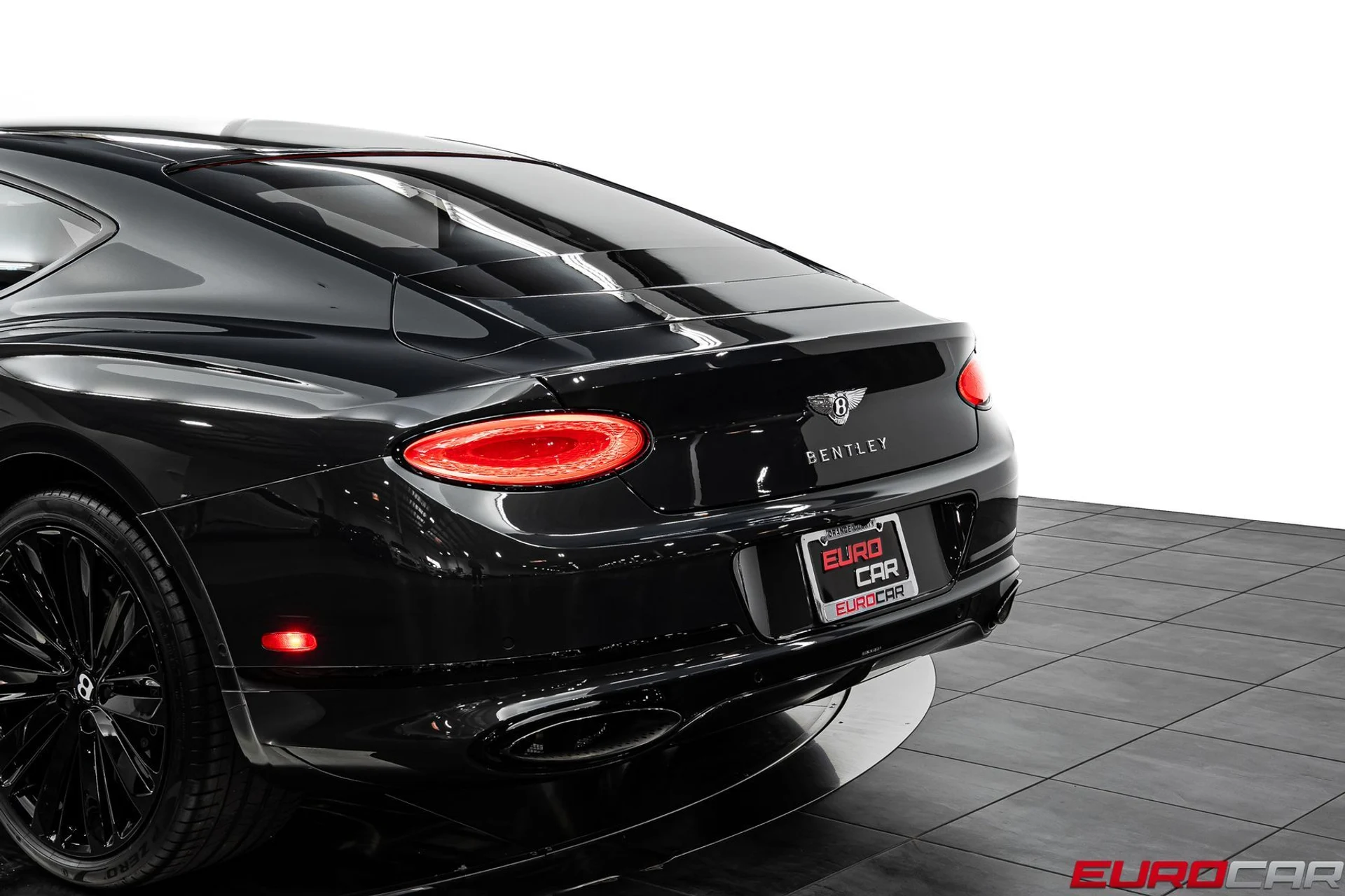 mph015_3180455854_8bfb52e3_f209_4da7_8d27_0b3977db50af_bf16f0d110