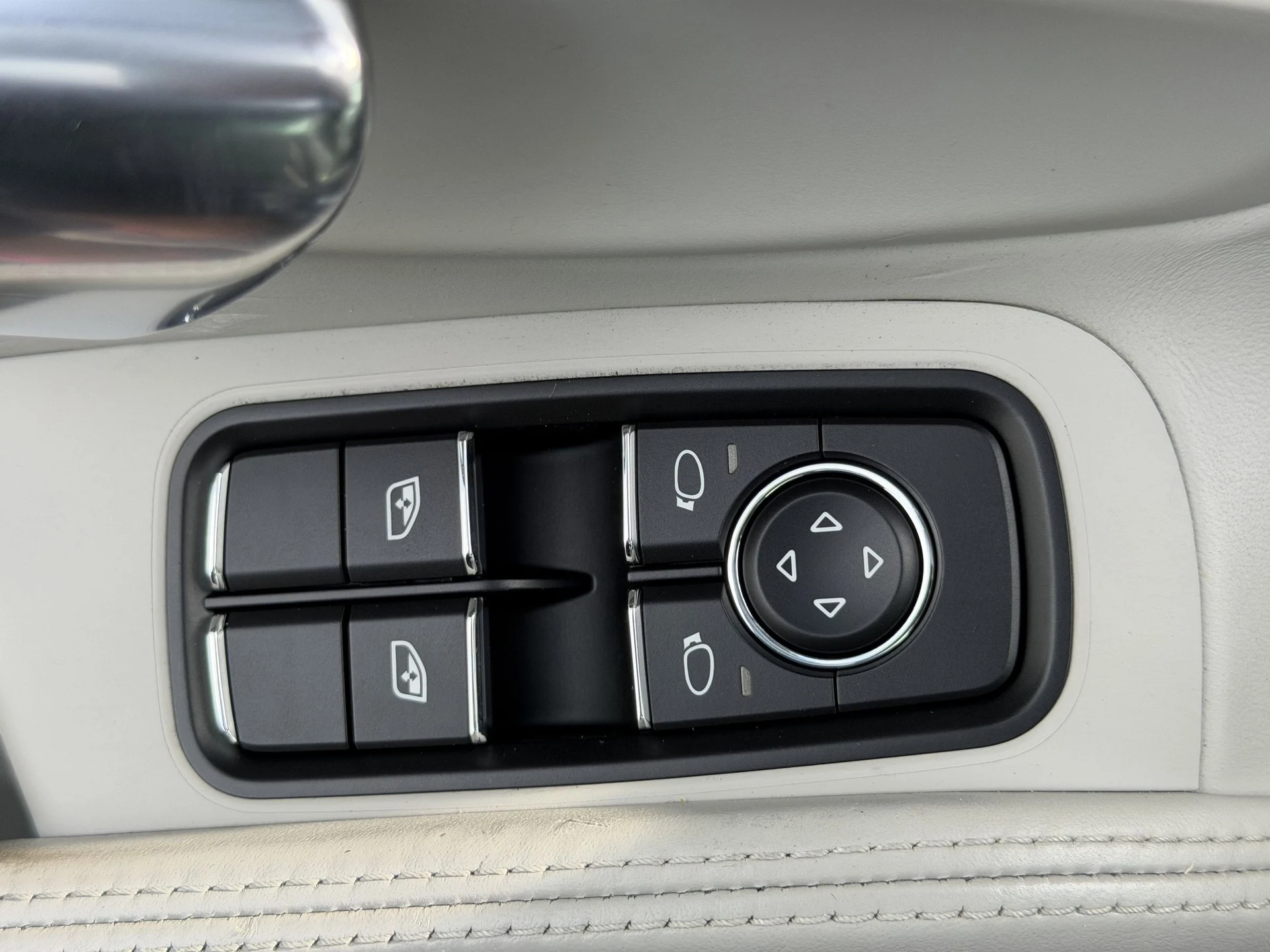 mph015_3194327194_2daa2e43601abdb0576c01b30dfba06fx_770a8ab9f4