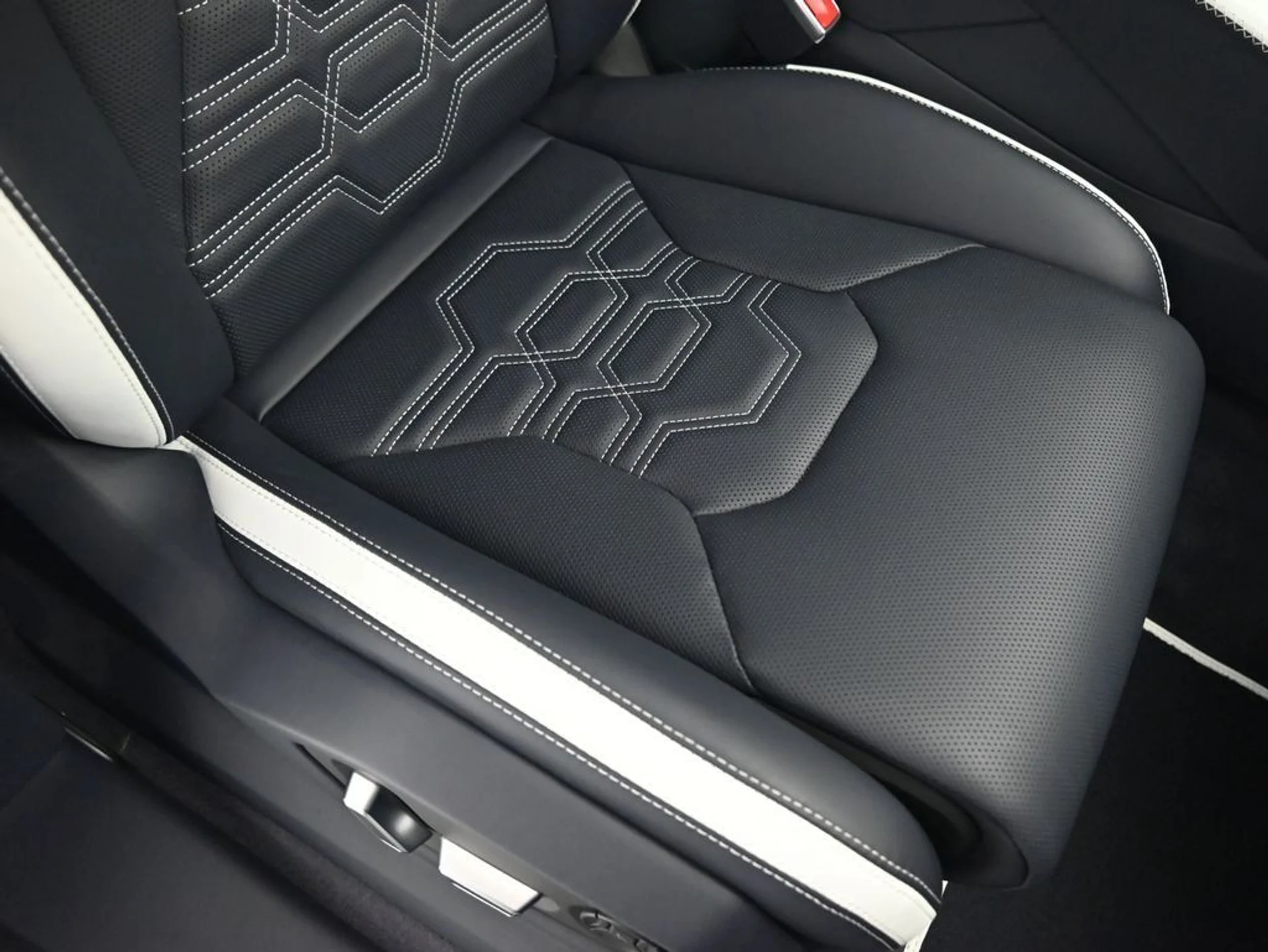 mph015_3197535197_b94c039e6d8f74fbc6a514e1512d3ef1_ae3236b222