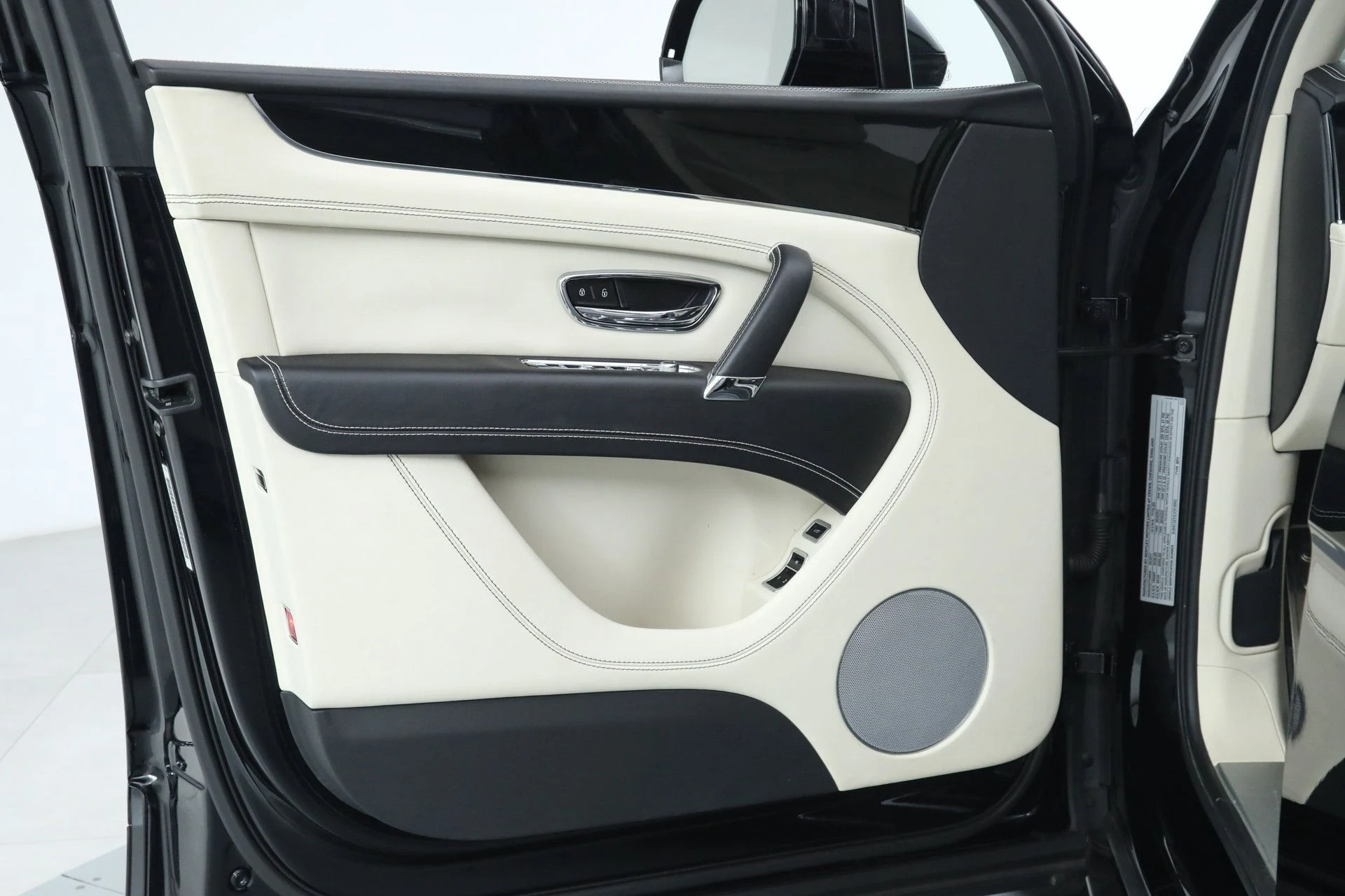 mph015_3199573318_2d6e98996710d62fcd5d78776a8d479c_0fc1d9cf99