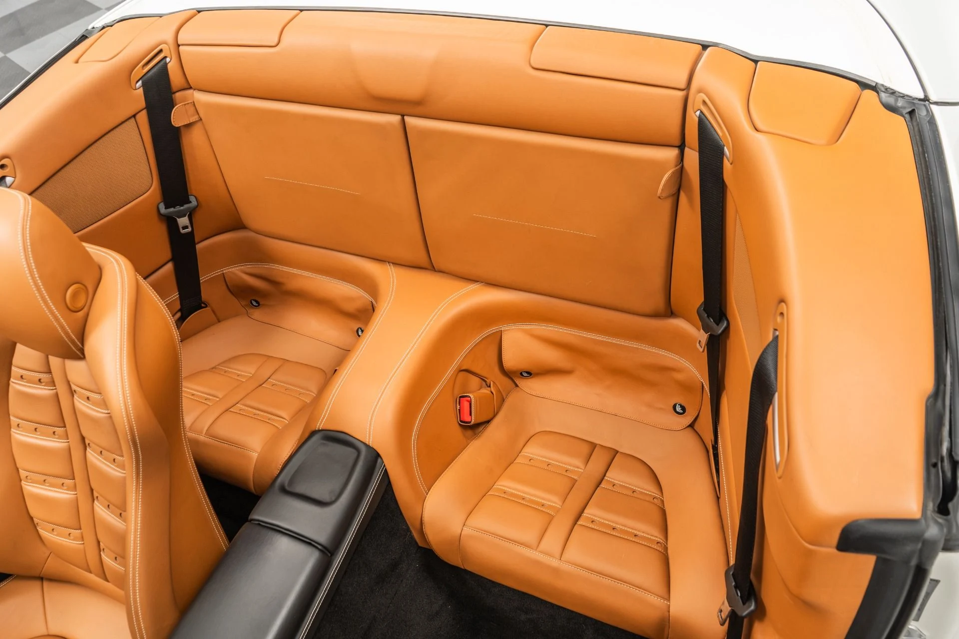 mph015_3201670490_Used_2014_Ferrari_California_1756832165_3b292955f8