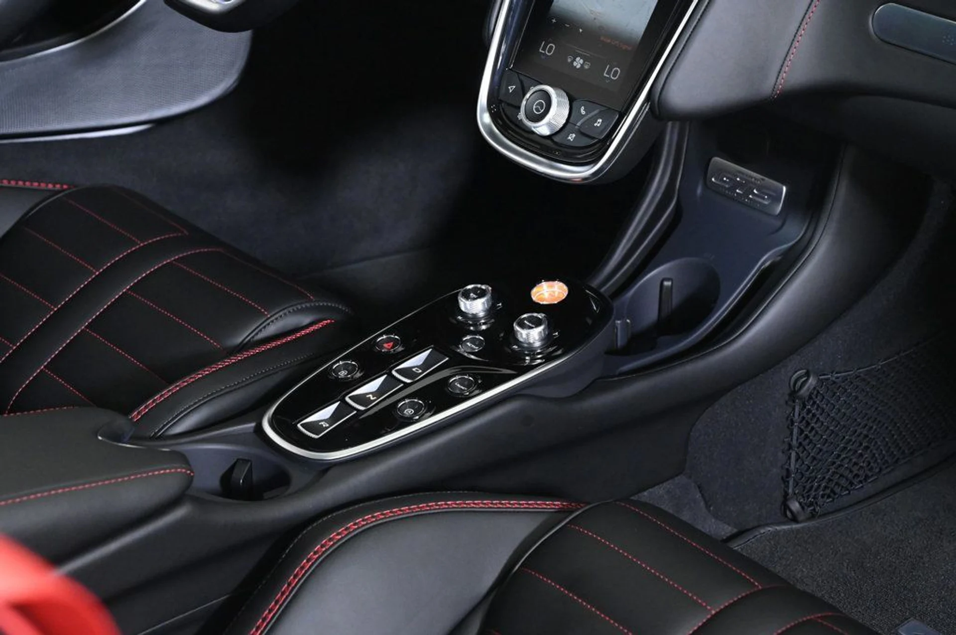 mph015_3205784161_new_2026_mclaren_gts_techluxcoupe_11350_22972747_15_1024_0737ea6a79