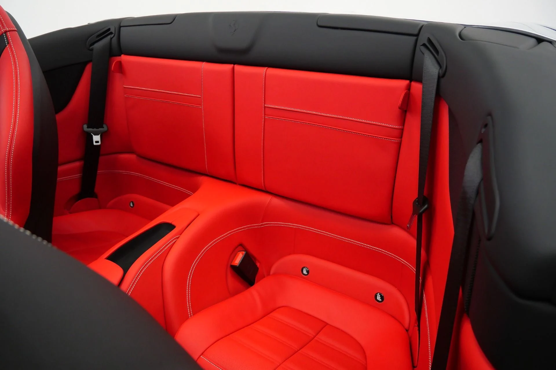 mph015_3207295225_Used_2017_Ferrari_California_T_Extremely_Low_Miles_Ventilated_Seats_Beautiful_1776794649_14ed0f03a8