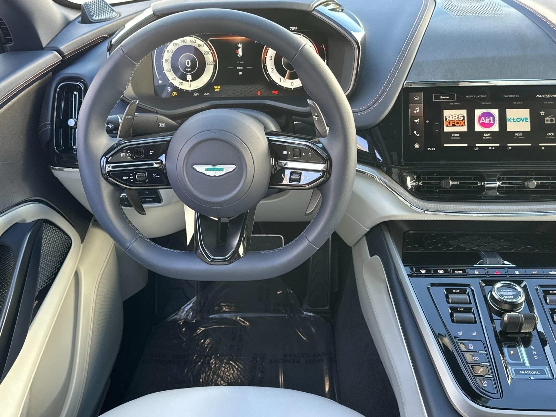 mph015_3208891373_New_2025_Aston_Martin_DBX_707_1761314756_f78d5c326a