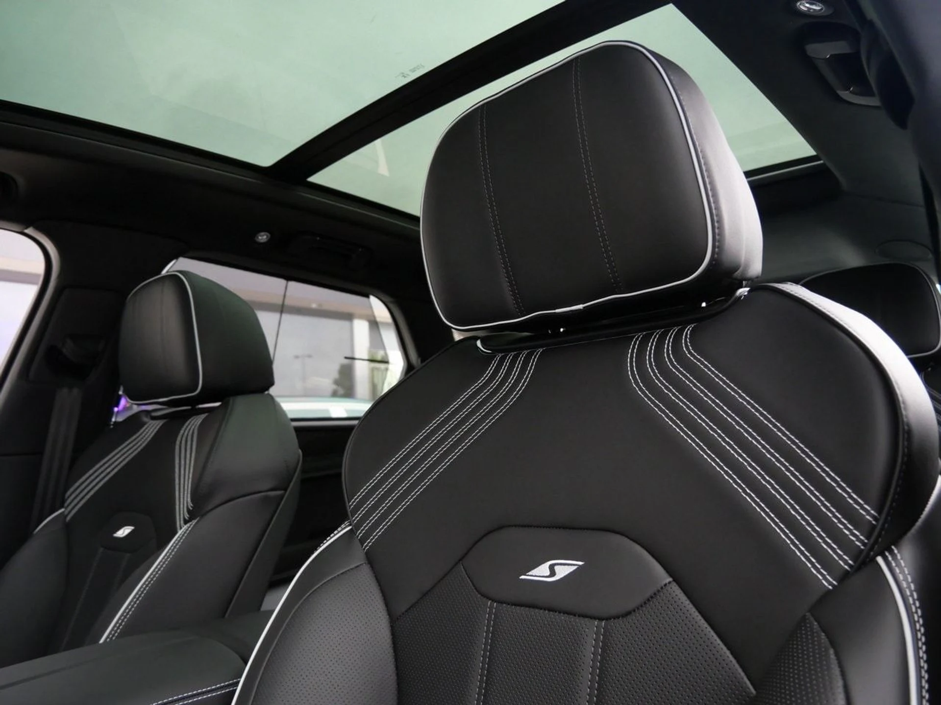 mph015_3211039551_14cc8a6b8f8a9851ef747359ccba27ccx_e503e30059