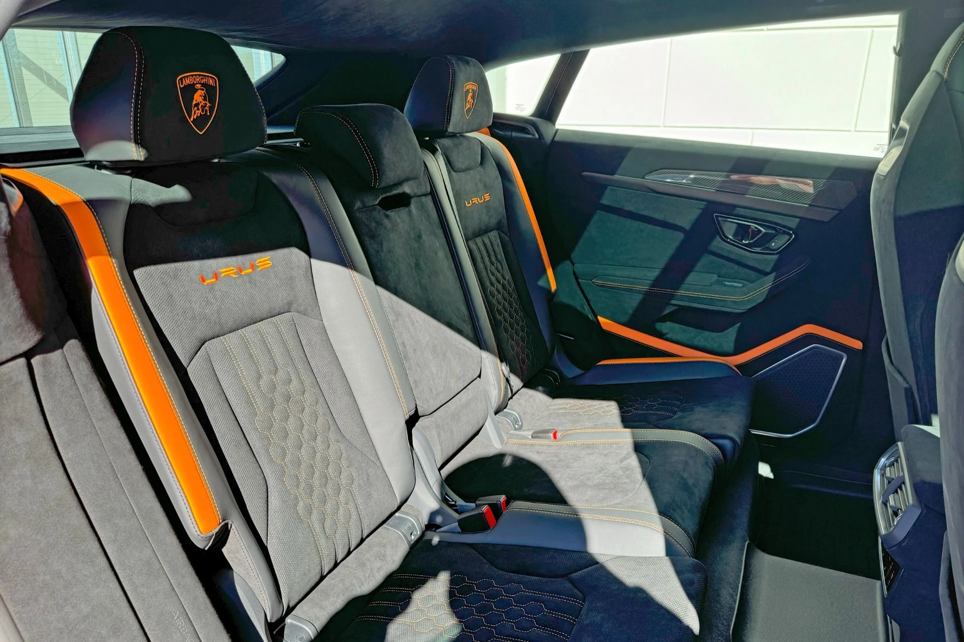 mph015_3218082403_Used_2024_Lamborghini_Urus_Performante_1741003386_20ac55ac2d