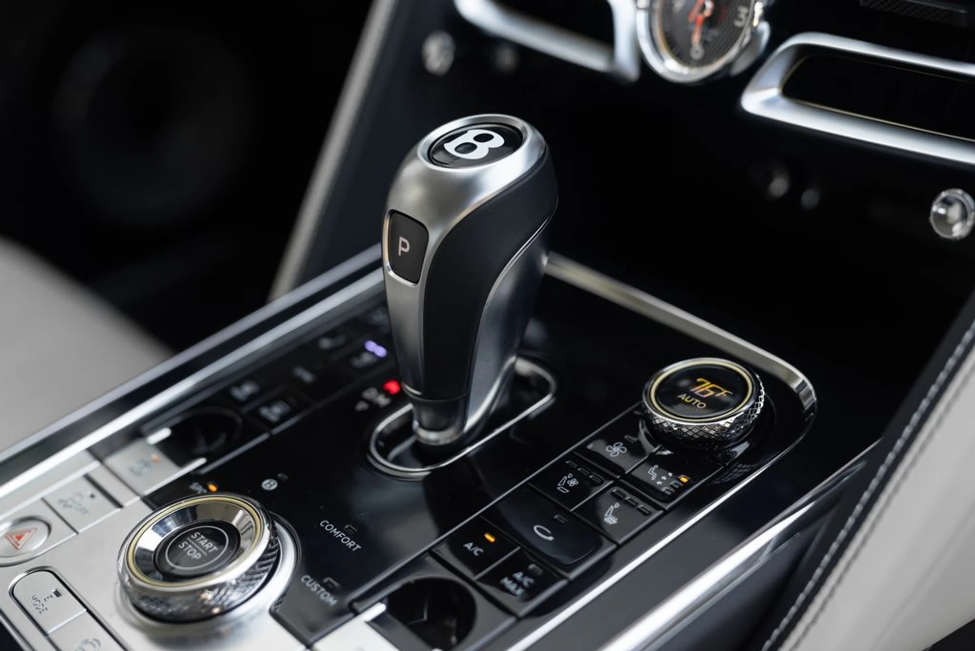 mph015_3226970374_e3ba8d7979209811518eb9412923c069x_9e96089d5b