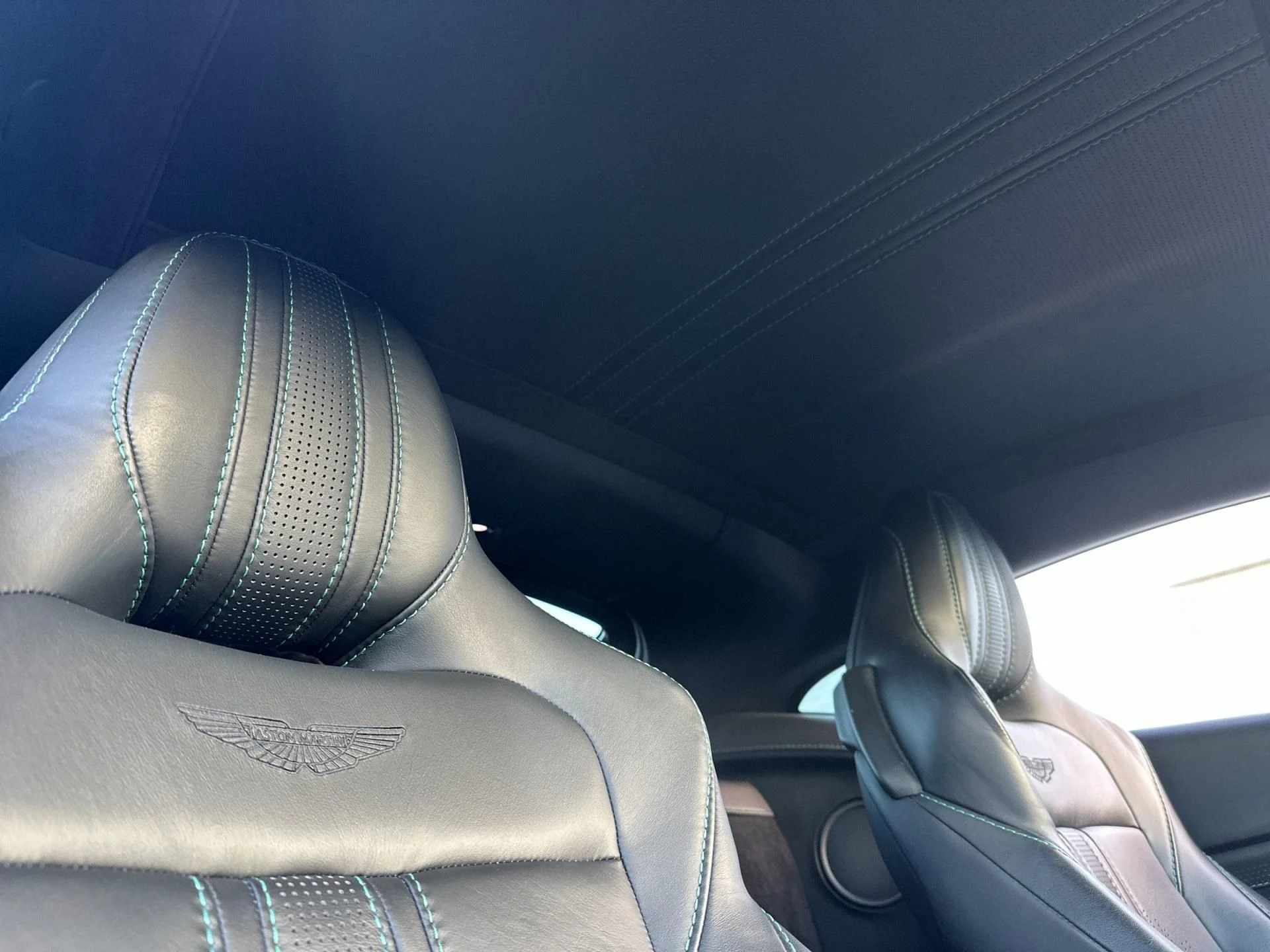 mph015_3235679231_Used_2019_Aston_Martin_Vantage_Timeless_CPO_1762507839_48b90fd247