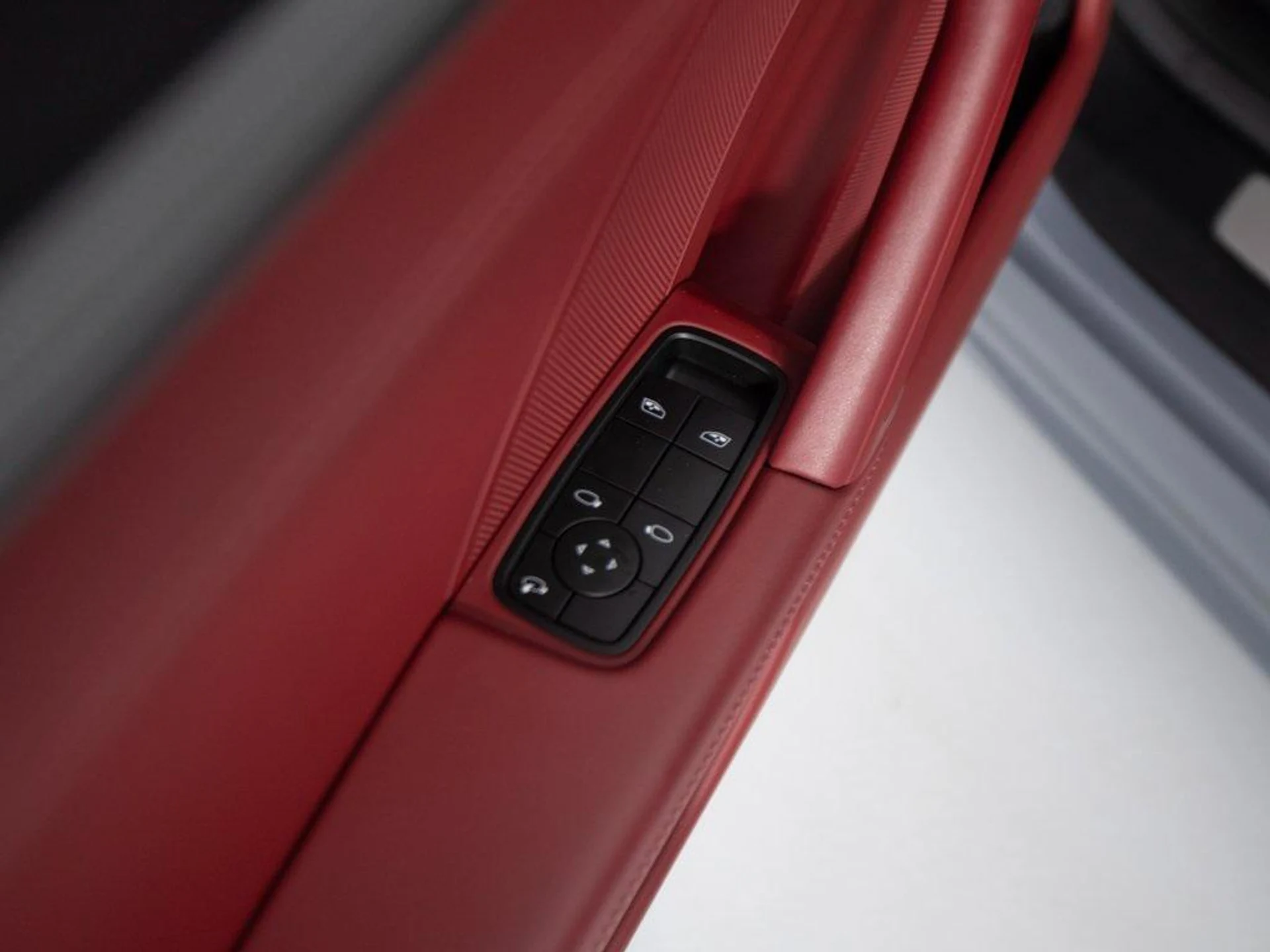 mph015_3242497934_Mo_ZVXDB_Bb_L_Da7ql_R6ehtlm4_GUAA_e40073cf2d