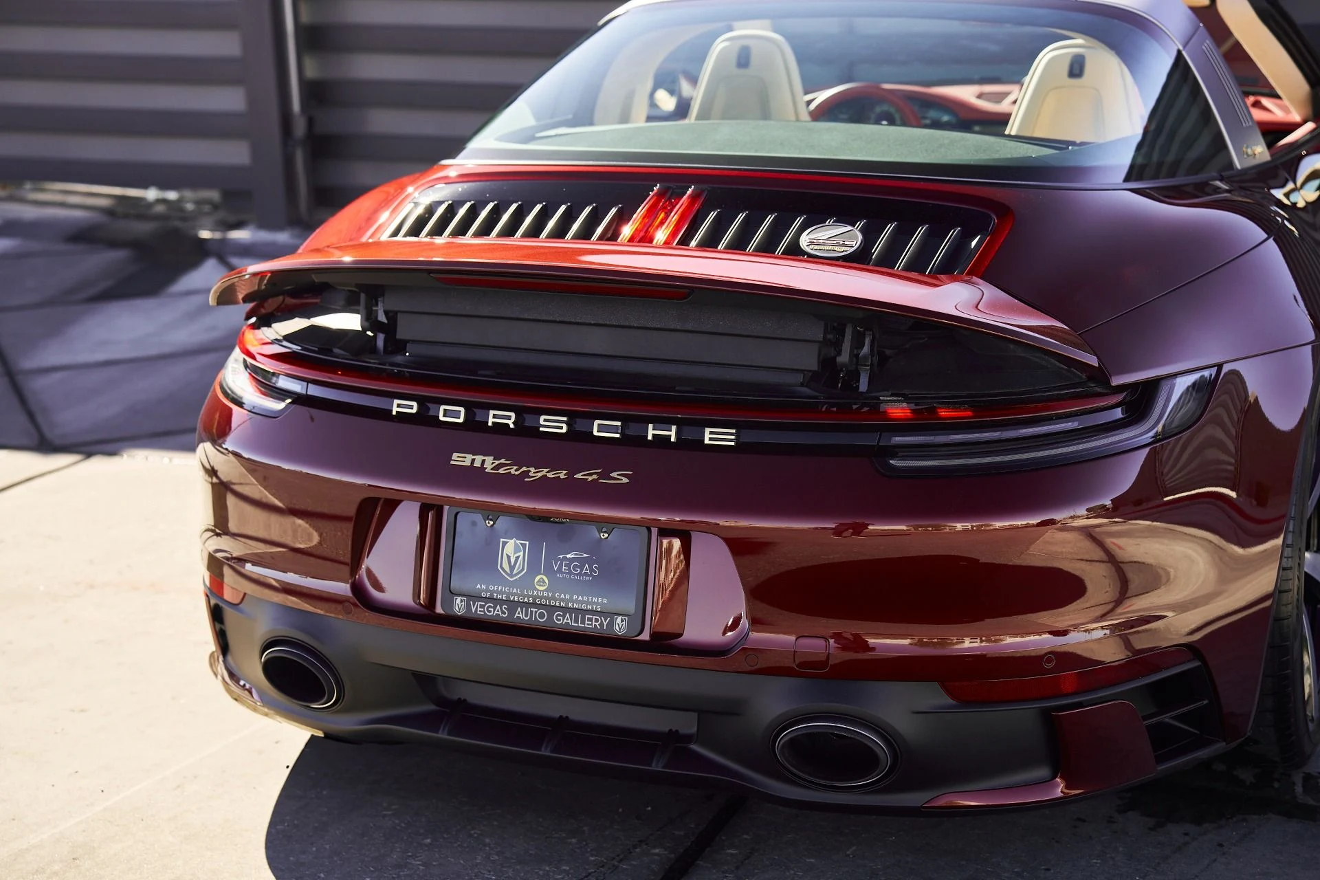mph015_3255620931_Used_2021_Porsche_911_Targa_4_S_1760993788_1f65cf6d8b