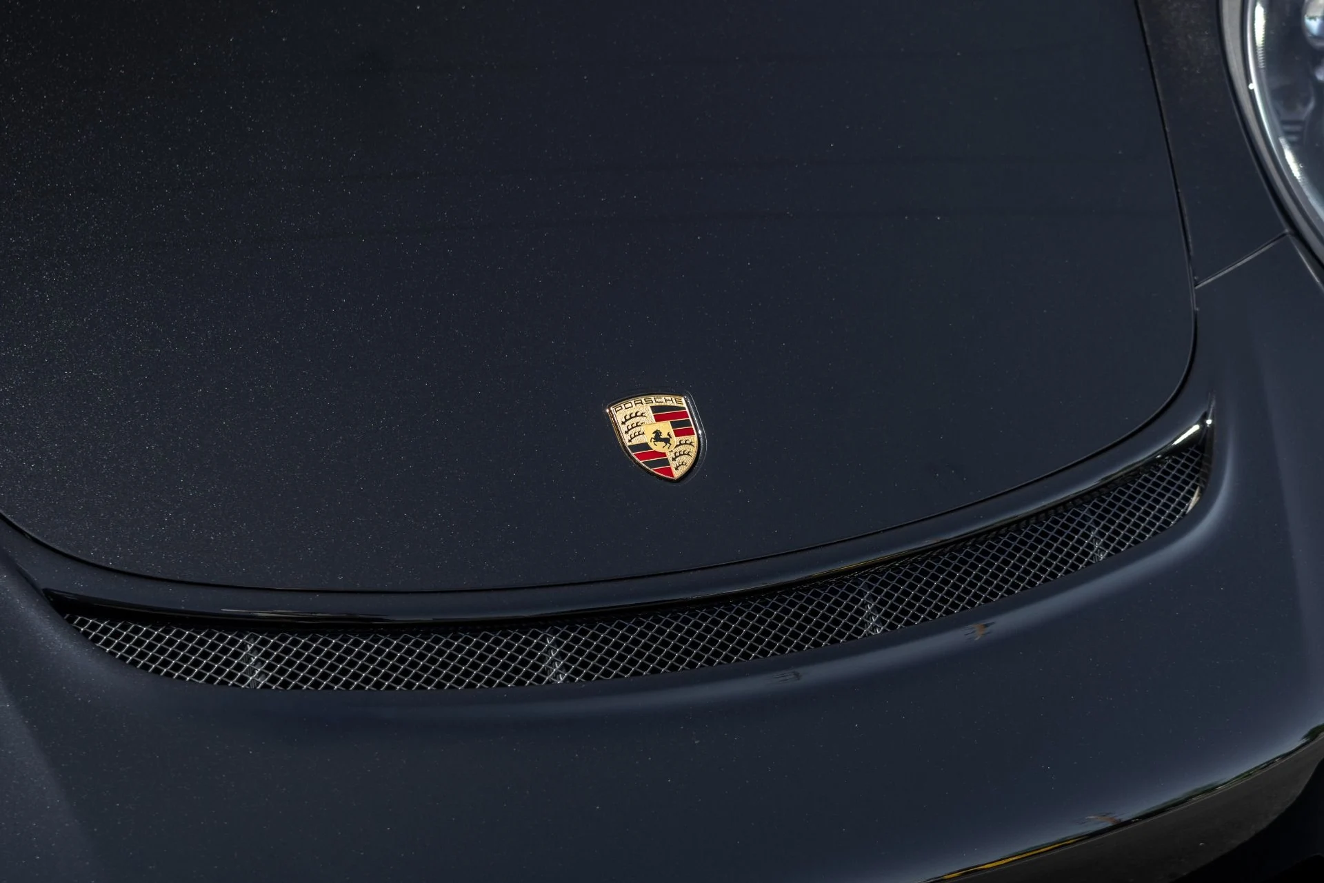 mph015_3257548117_Used_2019_Porsche_911_GT_3_Touring_1760739236_bd140d89e8