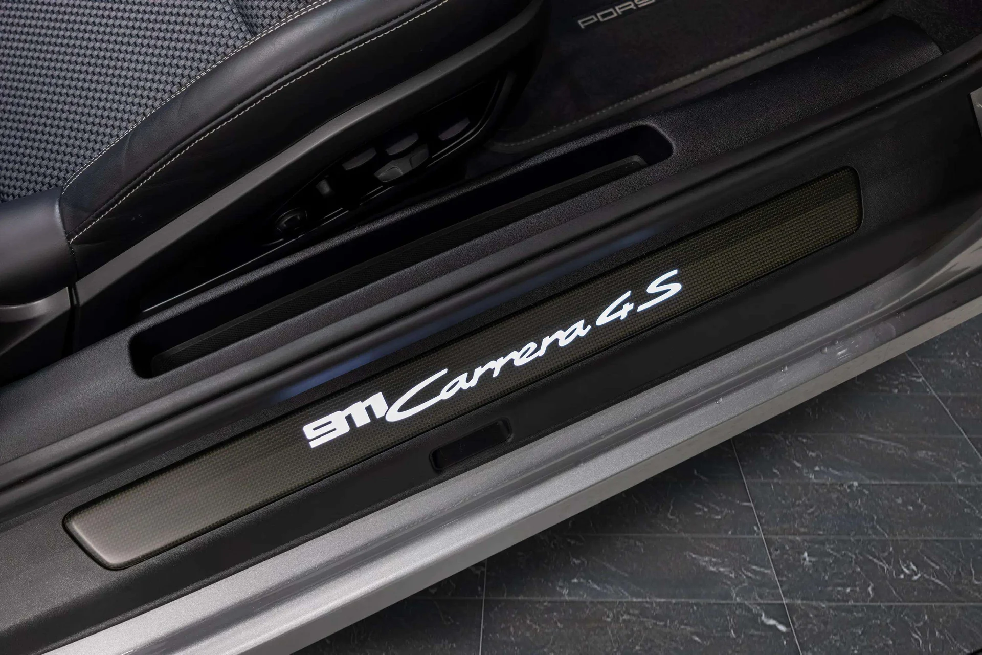 mph015_3258648018_36513402_59fa_454f_9f1f_38e802dc3e2e_202220_Porsche2091120_Carrera204_S20_Cabriolet2028_WP_0_CB_2_A91_NS_24410629_16_fa4dafb362
