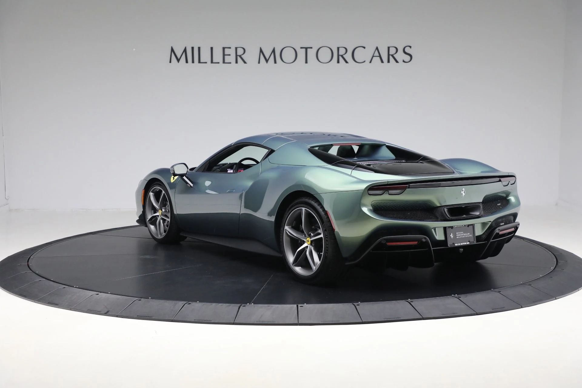 mph015_3258990473_Used_2024_Ferrari_296_GTS_38b912922f