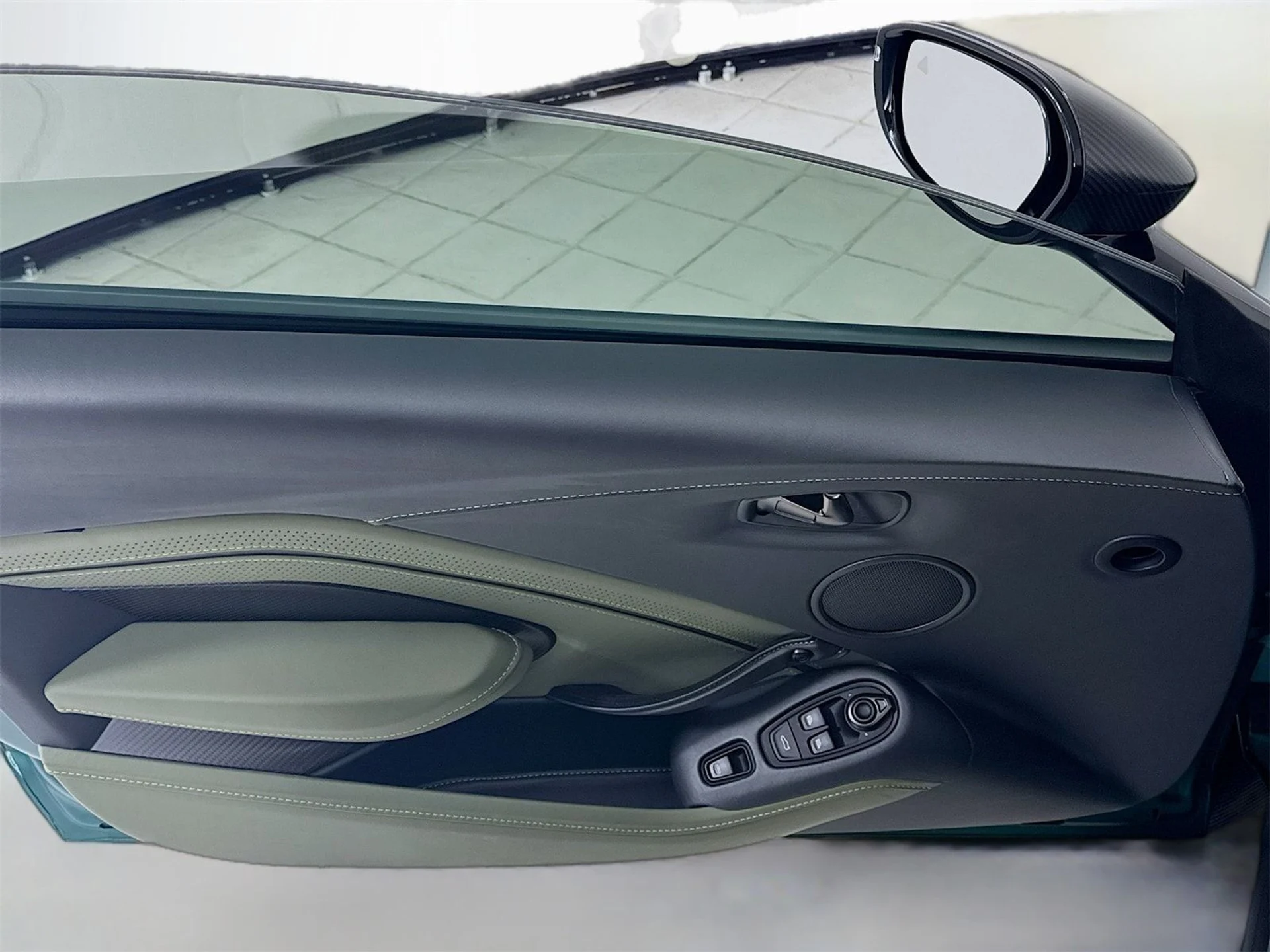 mph015_3261147248_14e1418e640f88abf928abb31e0fb776x_800257bc1d