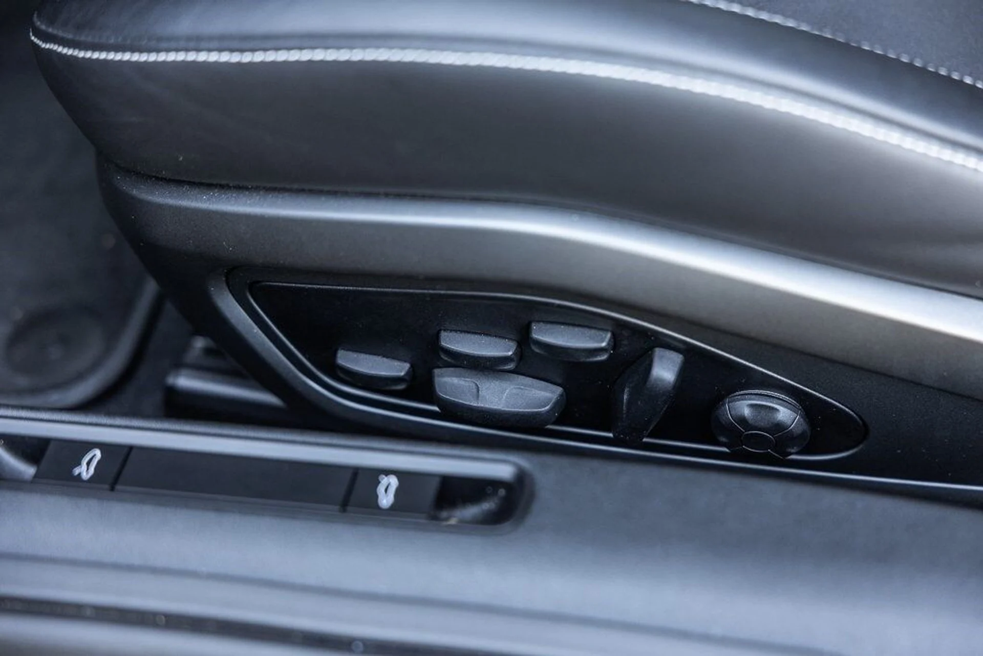 mph015_3261957389_9486d52e5c9498ed1d0f37828be7c1c5x_4d1067a3fb