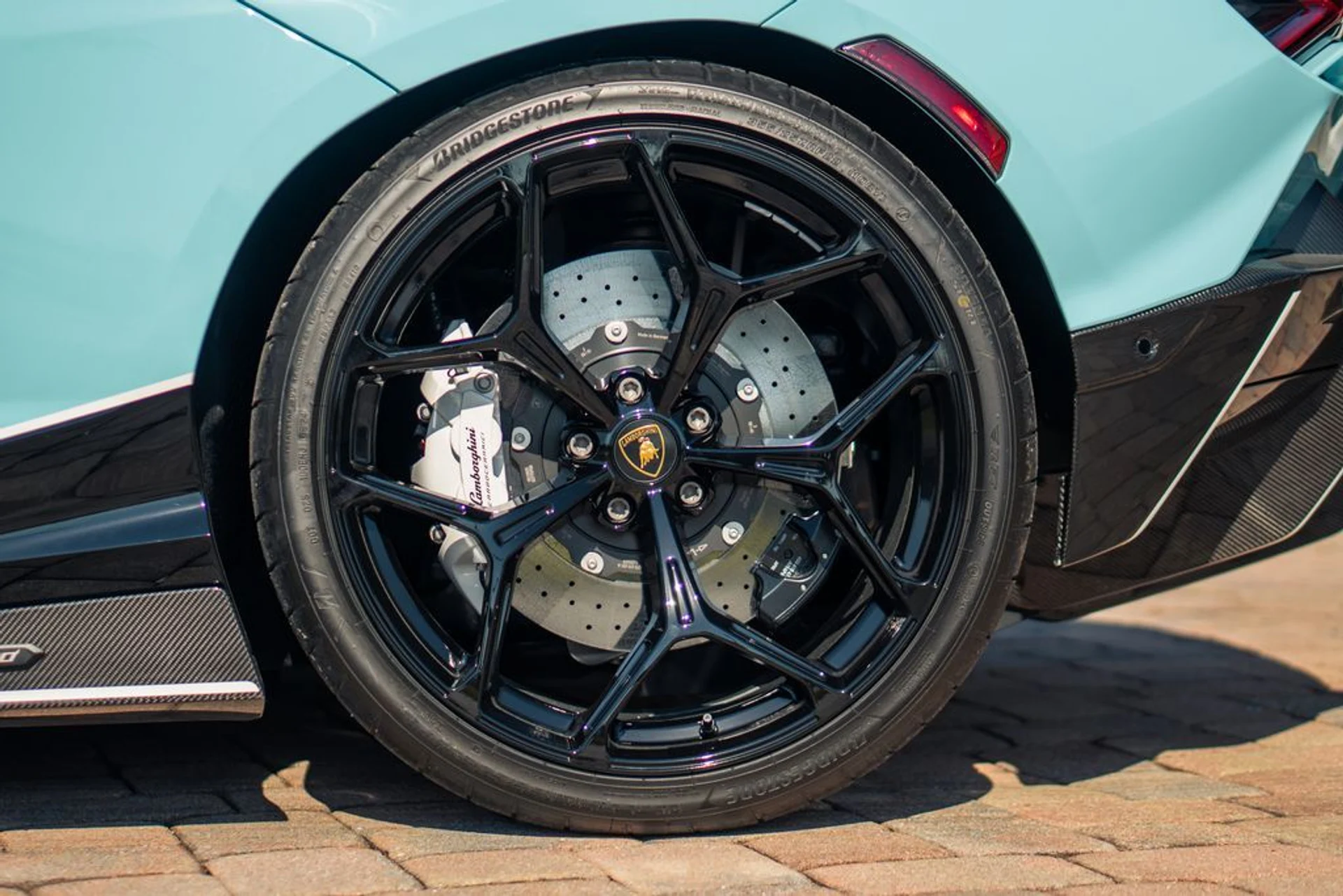 mph015_3265780303_0d070c88b8920560bbc815eb6527c595x_1e524cc2c9