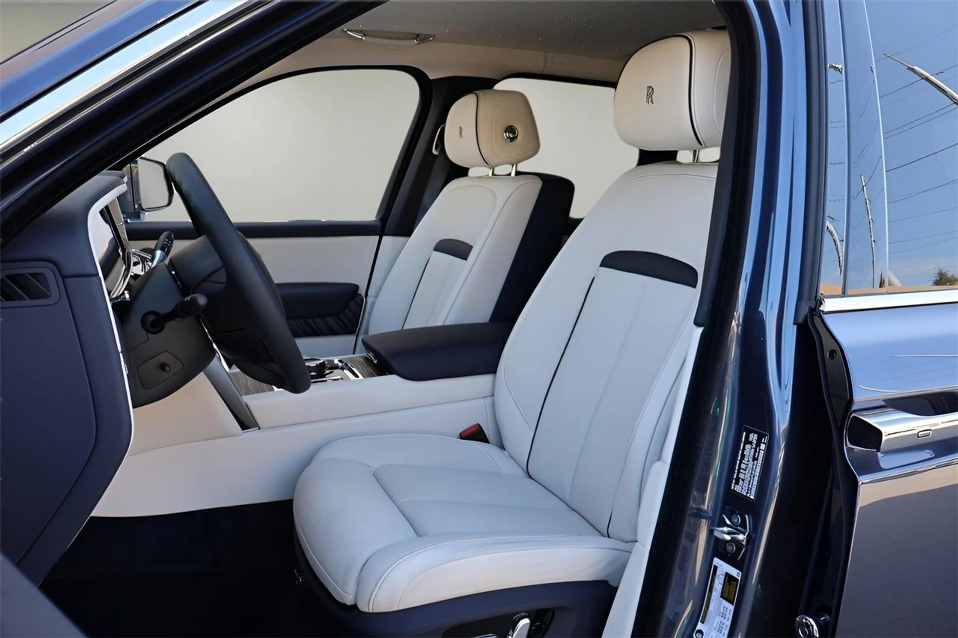 mph015_3266094657_16_153c11881e