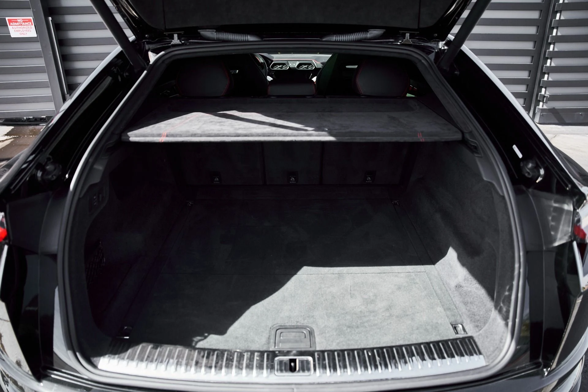 mph015_3267461279_Used_2021_Lamborghini_Urus_1771987842_ab1473496c